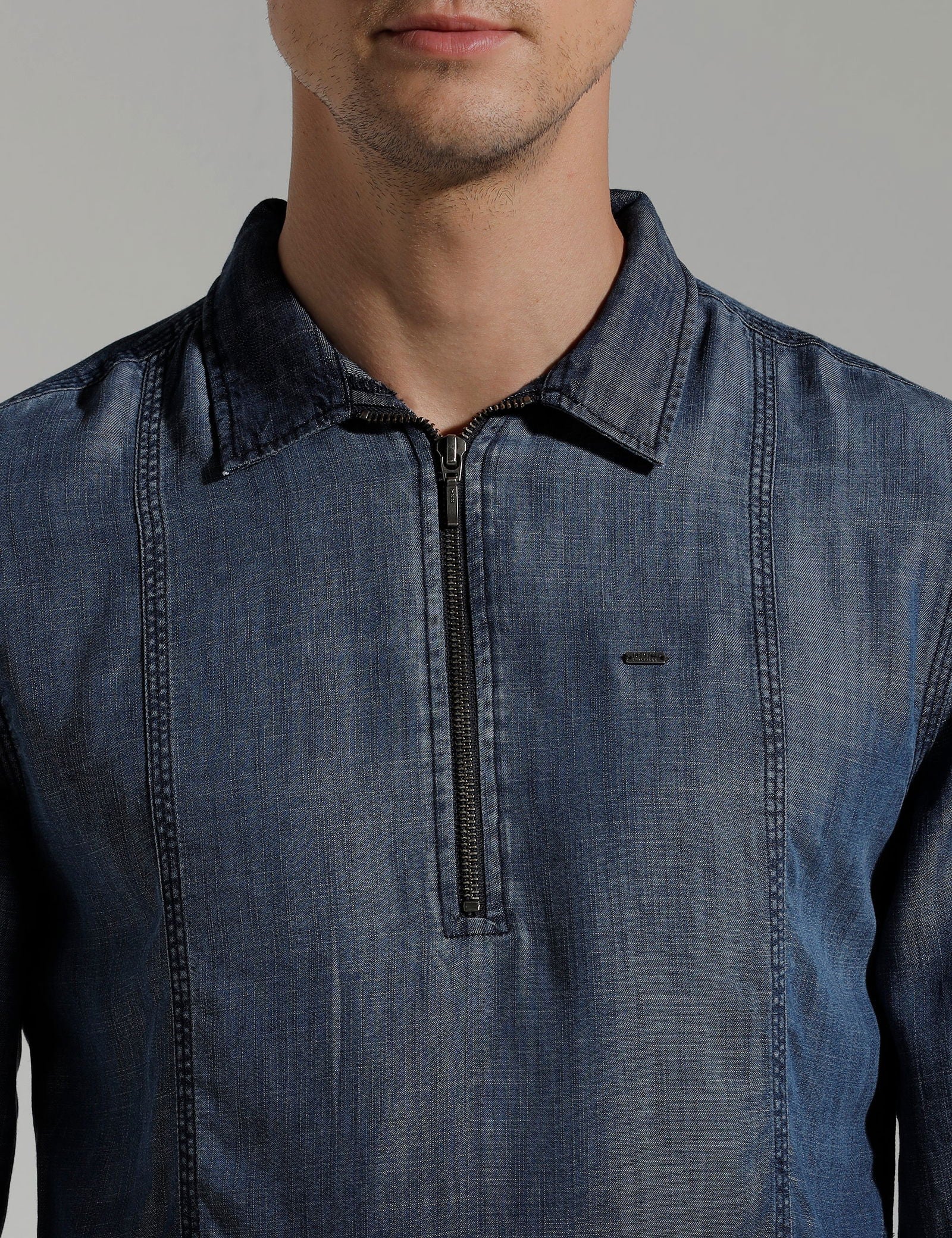 IDENTITI Men Slim Fit Regular Collar Solid Shirt