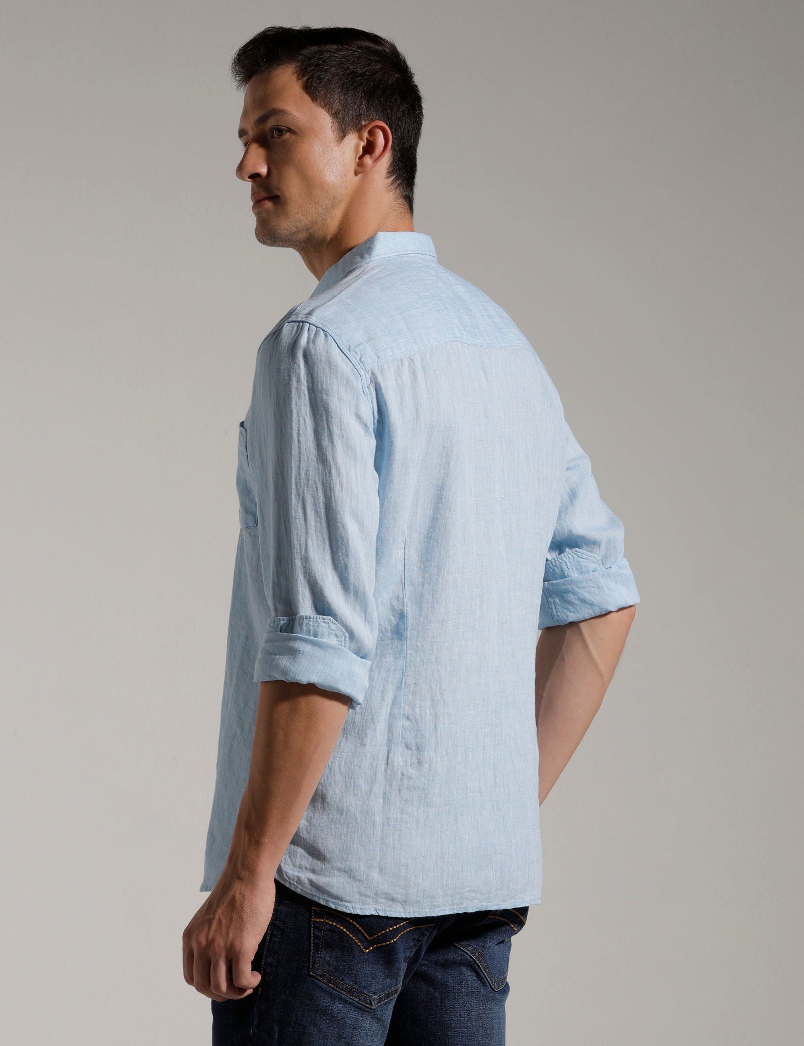 IDENTITI Men Slim Fit Regular Collar Solid Shirt