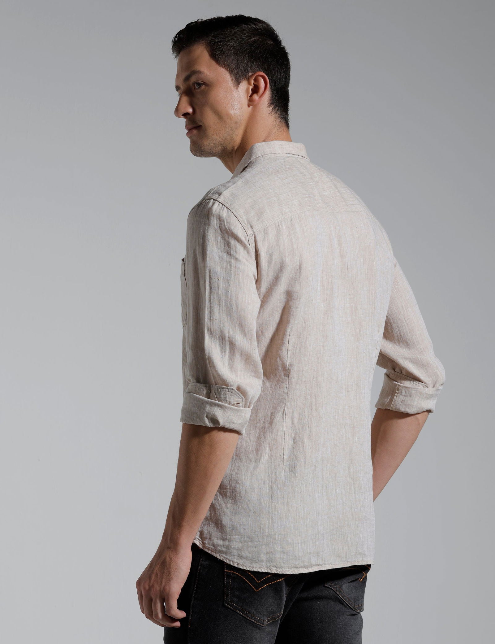 IDENTITI Men Slim Fit Regular Collar Solid Shirt