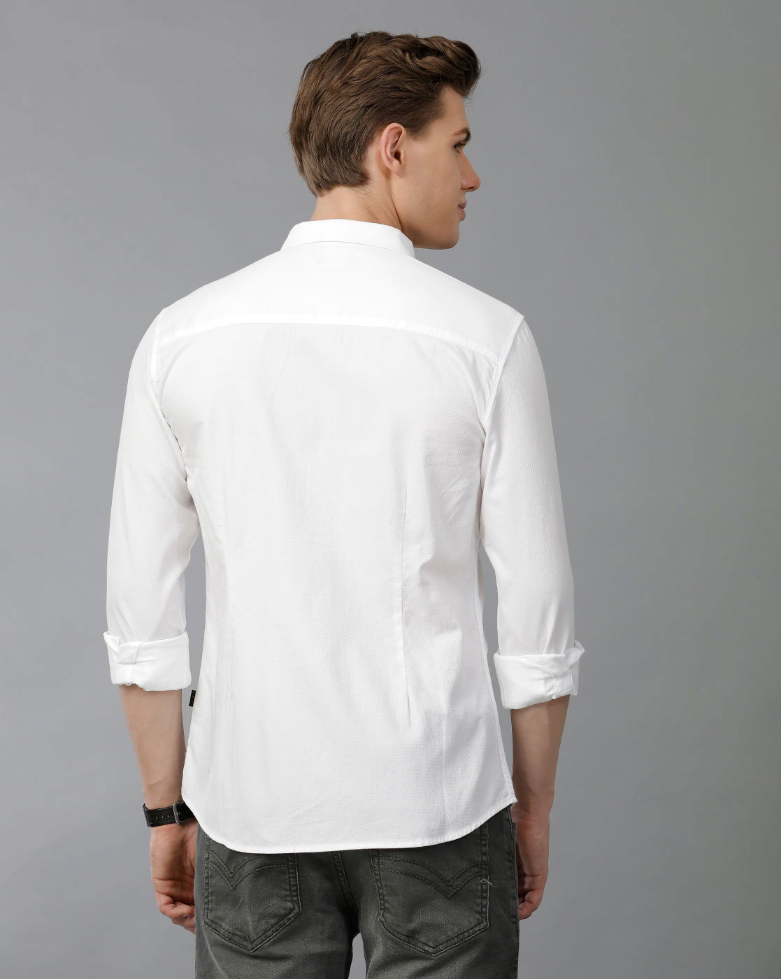 IDENTITI Men Slim Fit Regular Collar Solid Shirt In White