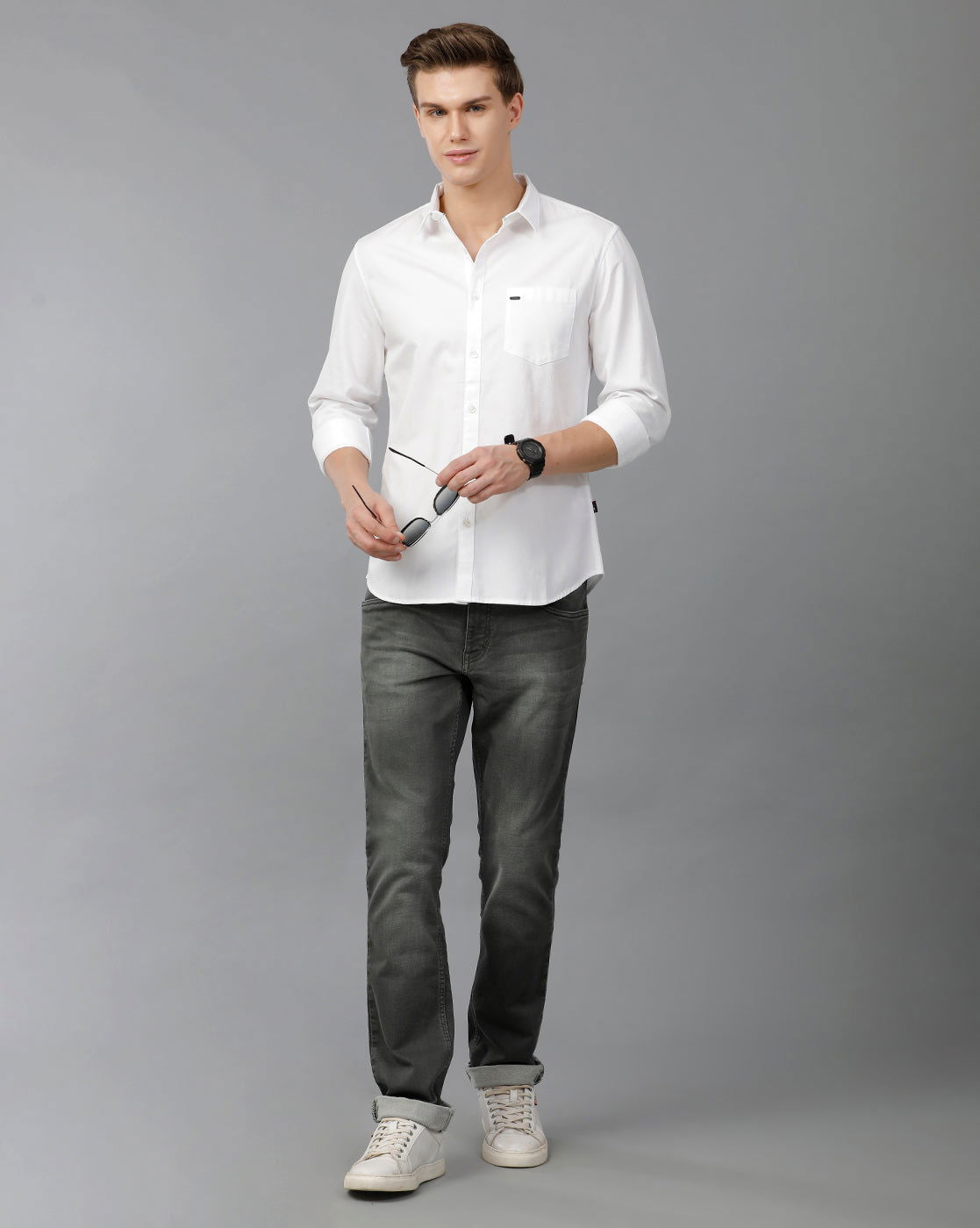 IDENTITI Men Slim Fit Regular Collar Solid Shirt In White