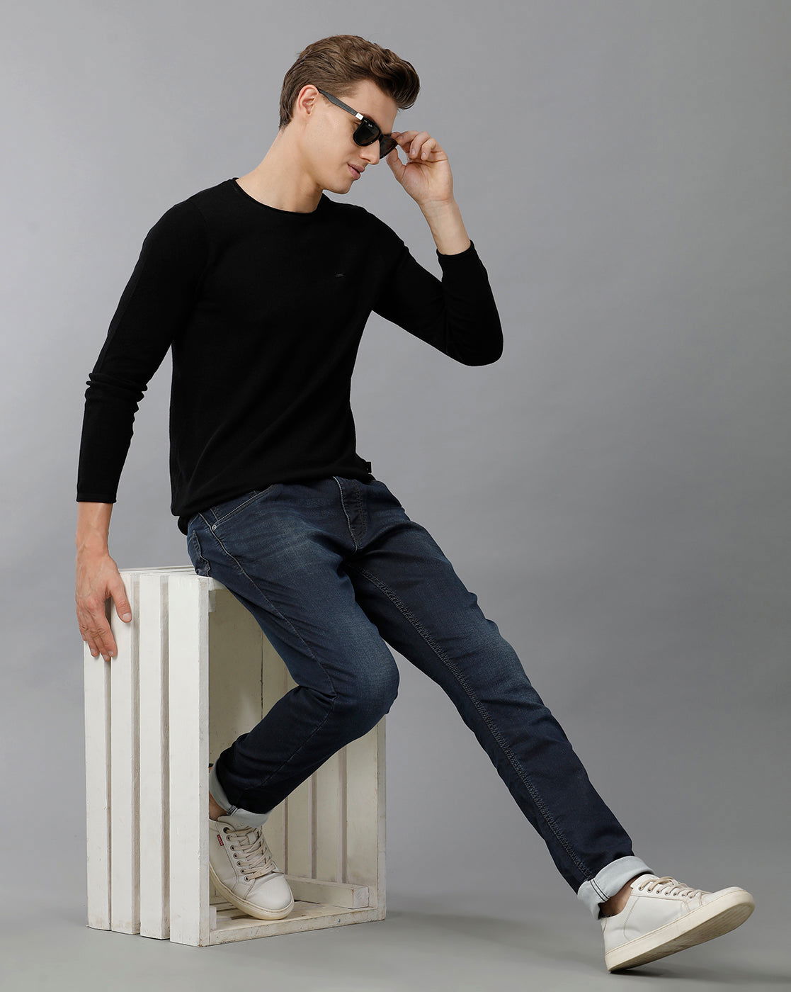 IDENTITI Men Slim Fit Round Neck Flat Knit In Black