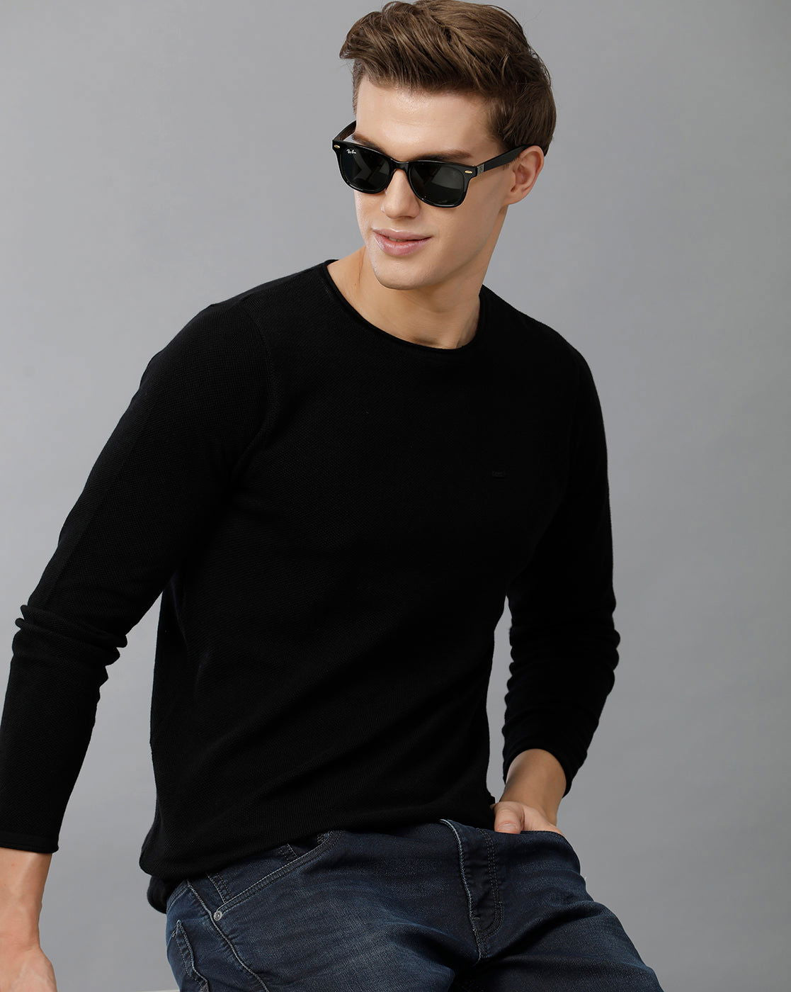 IDENTITI Men Slim Fit Round Neck Flat Knit In Black