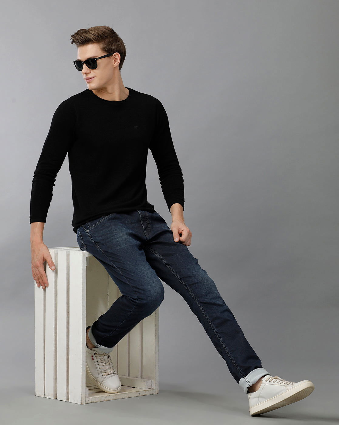 IDENTITI Men Slim Fit Round Neck Flat Knit In Black