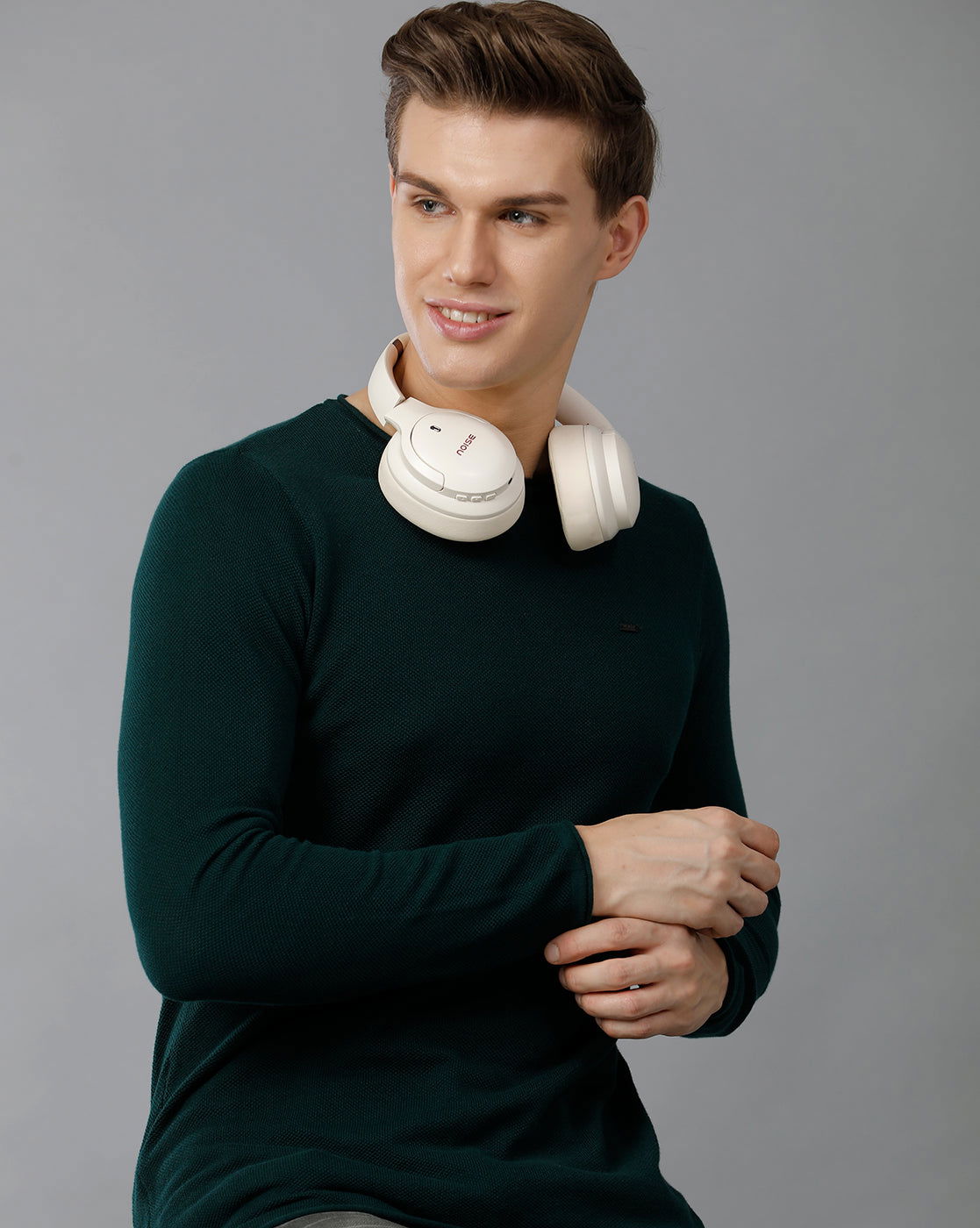 IDENTITI Men Slim Fit Round Neck Flat Knit In Green