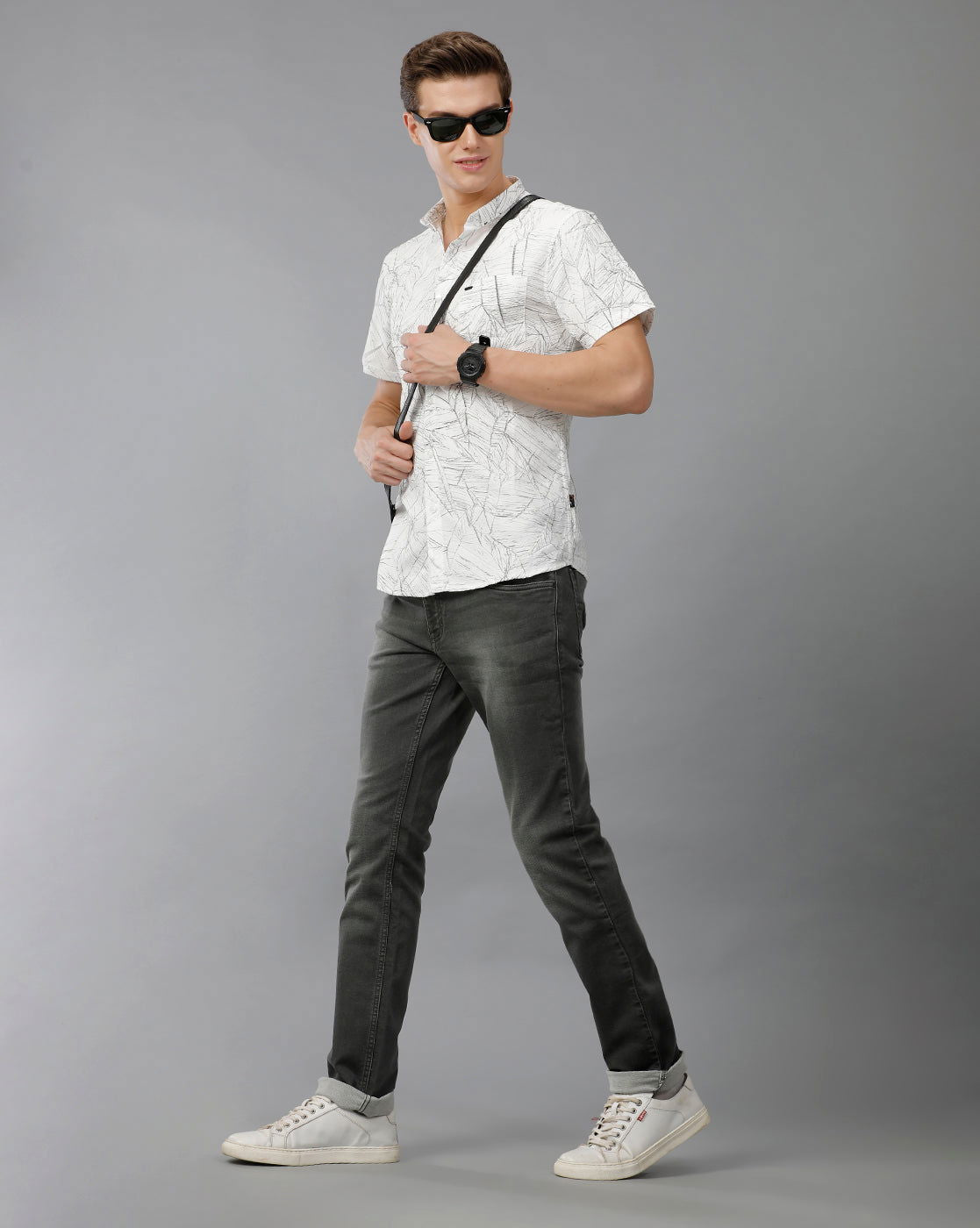 IDENTITI Men Slim Fit Short Collar Printed Shirt In White