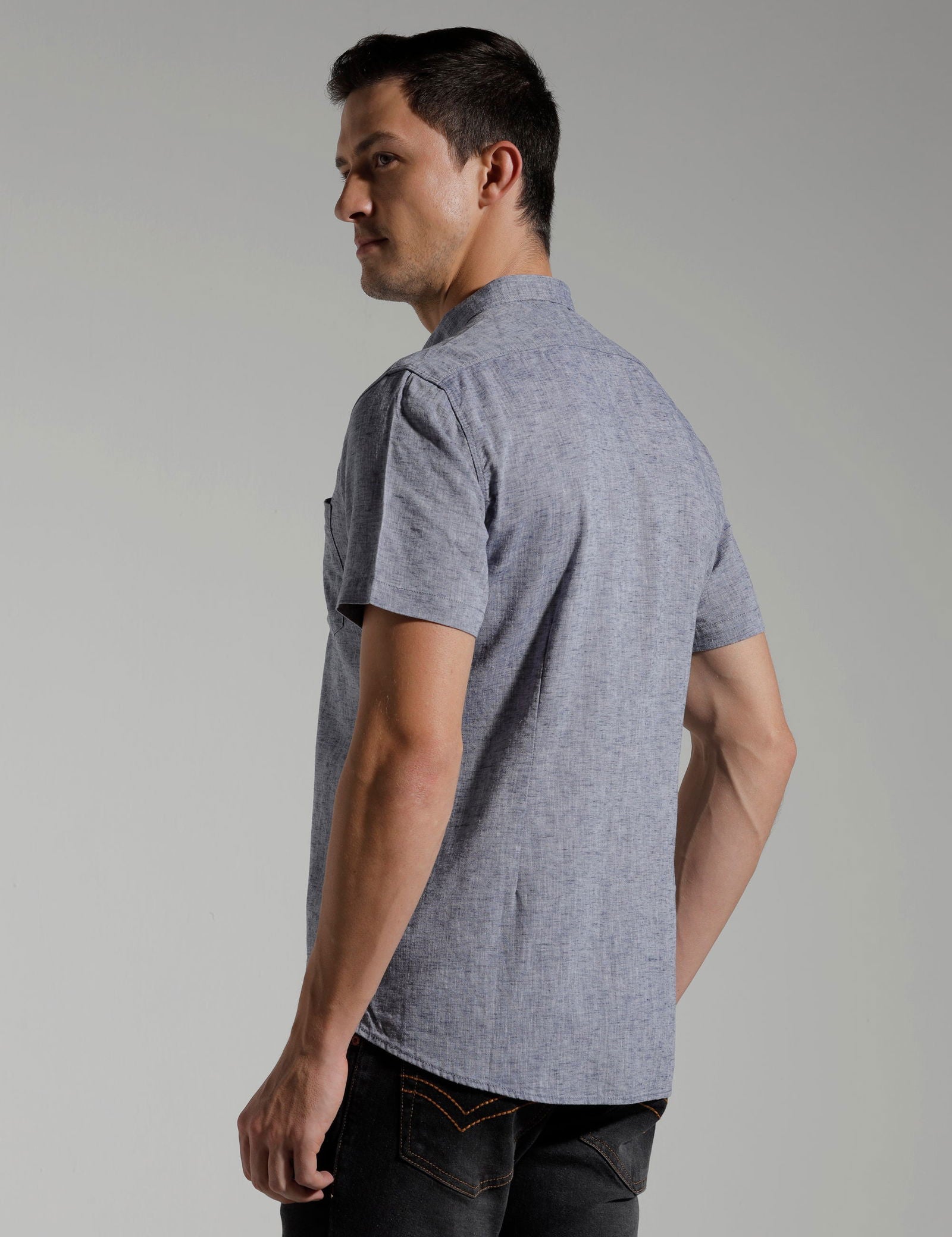 IDENTITI Men Slim Fit Short Collar Solid Shirt