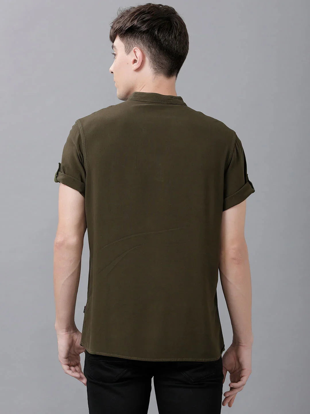 Identiti Men Half Placket Mandarin Collar Shirt/Kurta