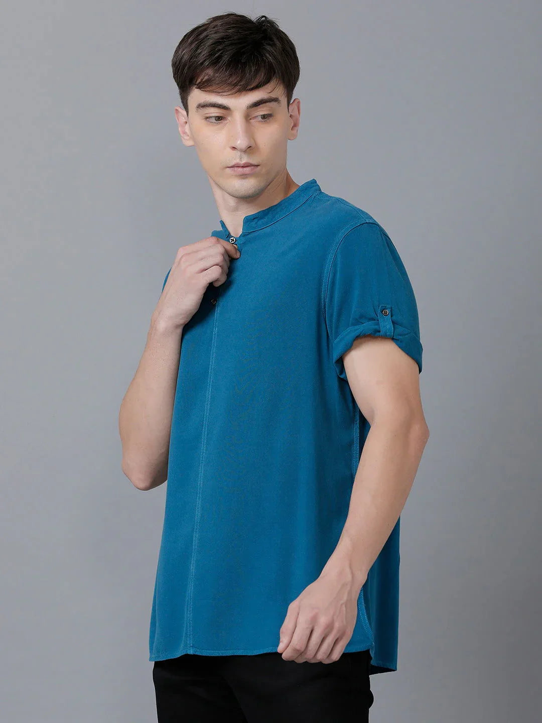 Identiti Men Half Placket Mandarin Collar Shirt/Kurta