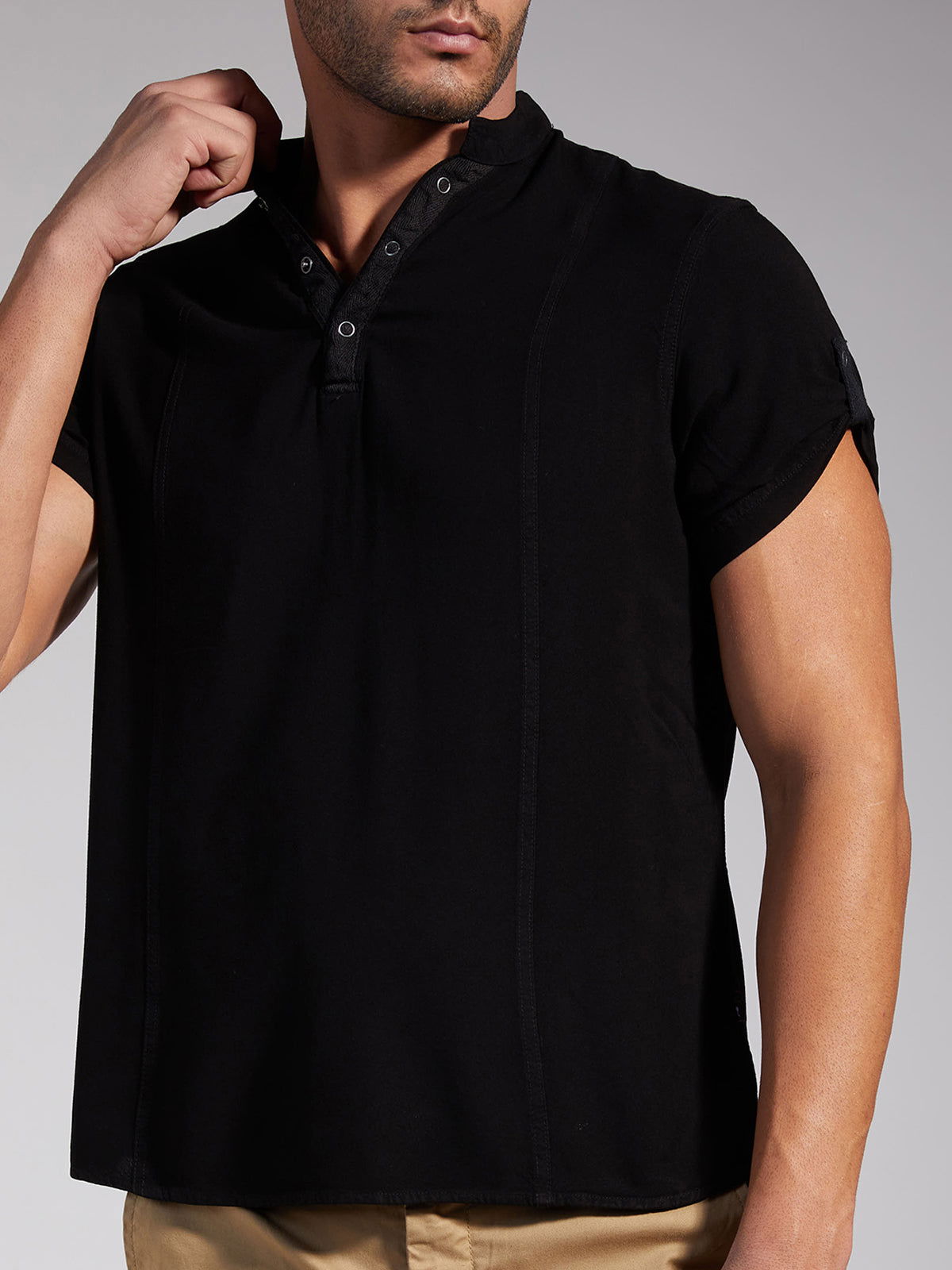 Identiti Men Half Placket Mandarin Collar Shirt/Kurta