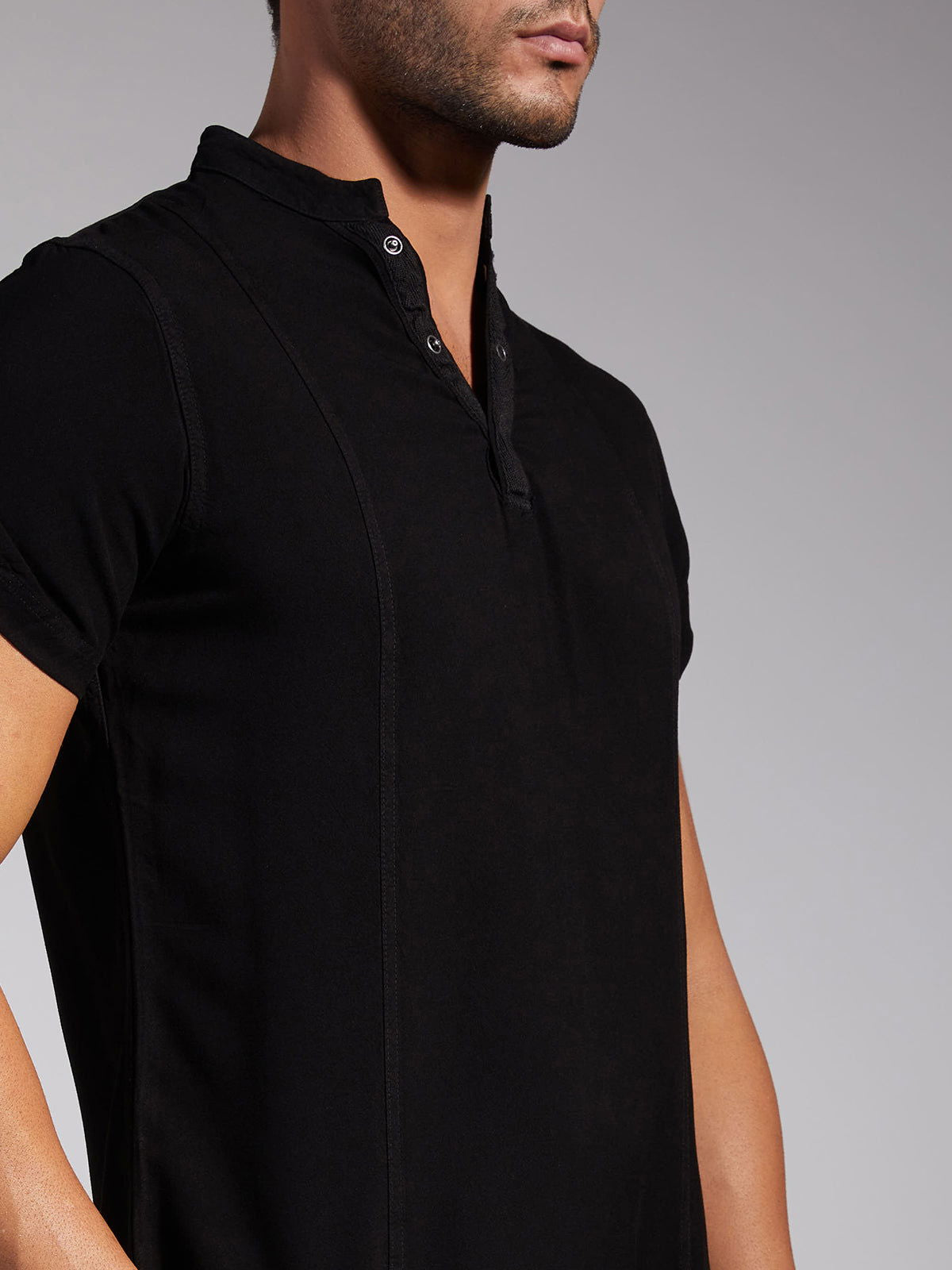 Identiti Men Half Placket Mandarin Collar Shirt/Kurta