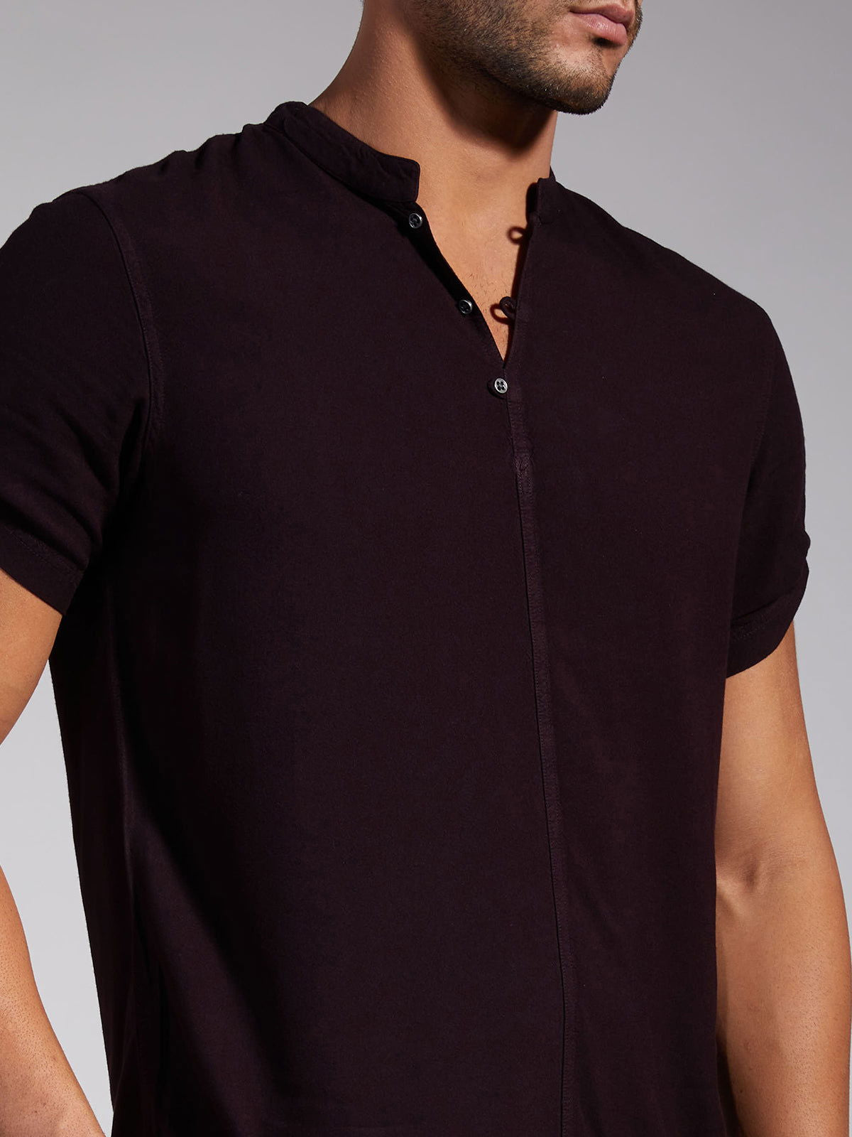 Identiti Men Half Placket Mandarin Collar Shirt/Kurta