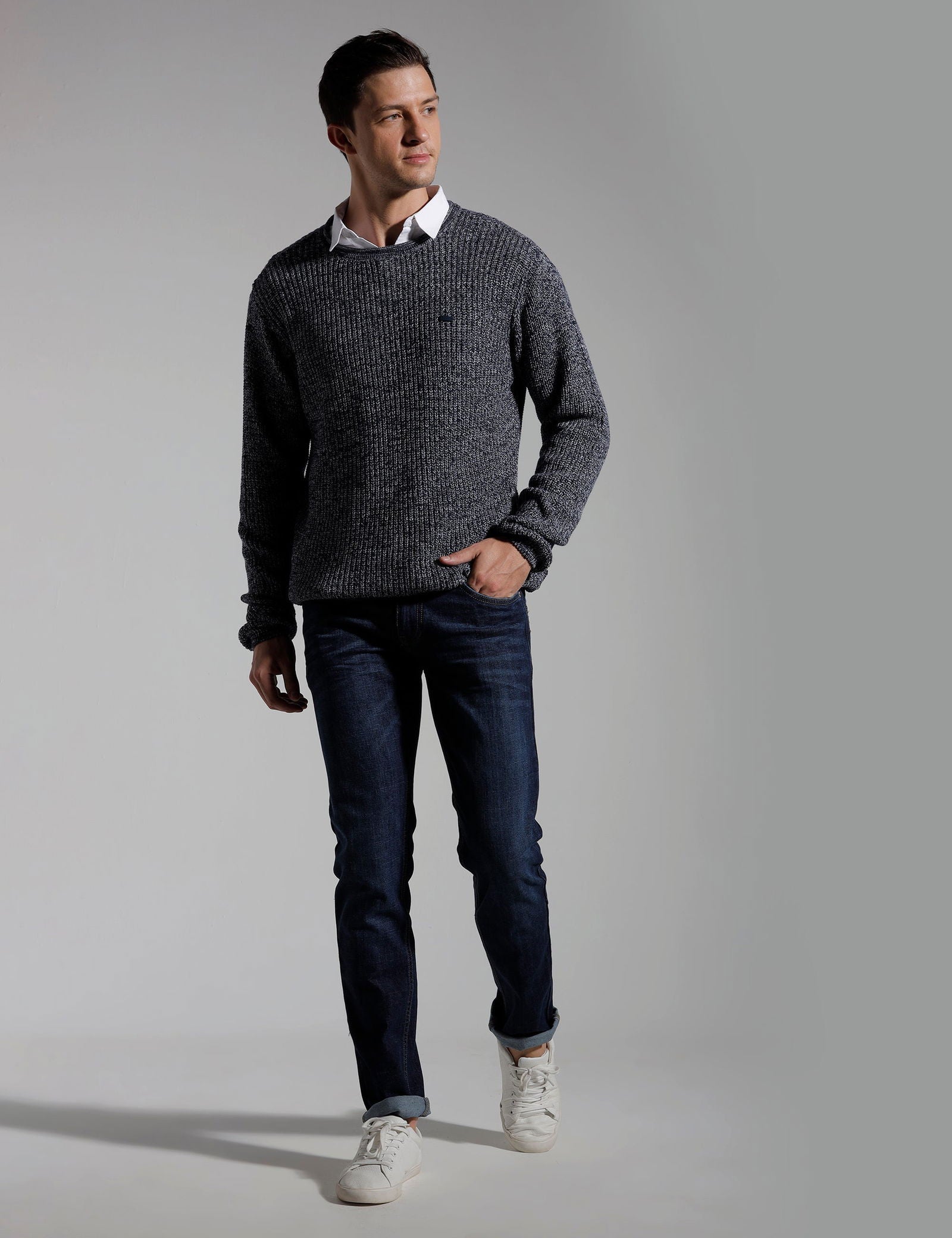 Identiti Navy Full Sleeve Solid Slim Fit Cotton Casual Pull Over With Woven Collar