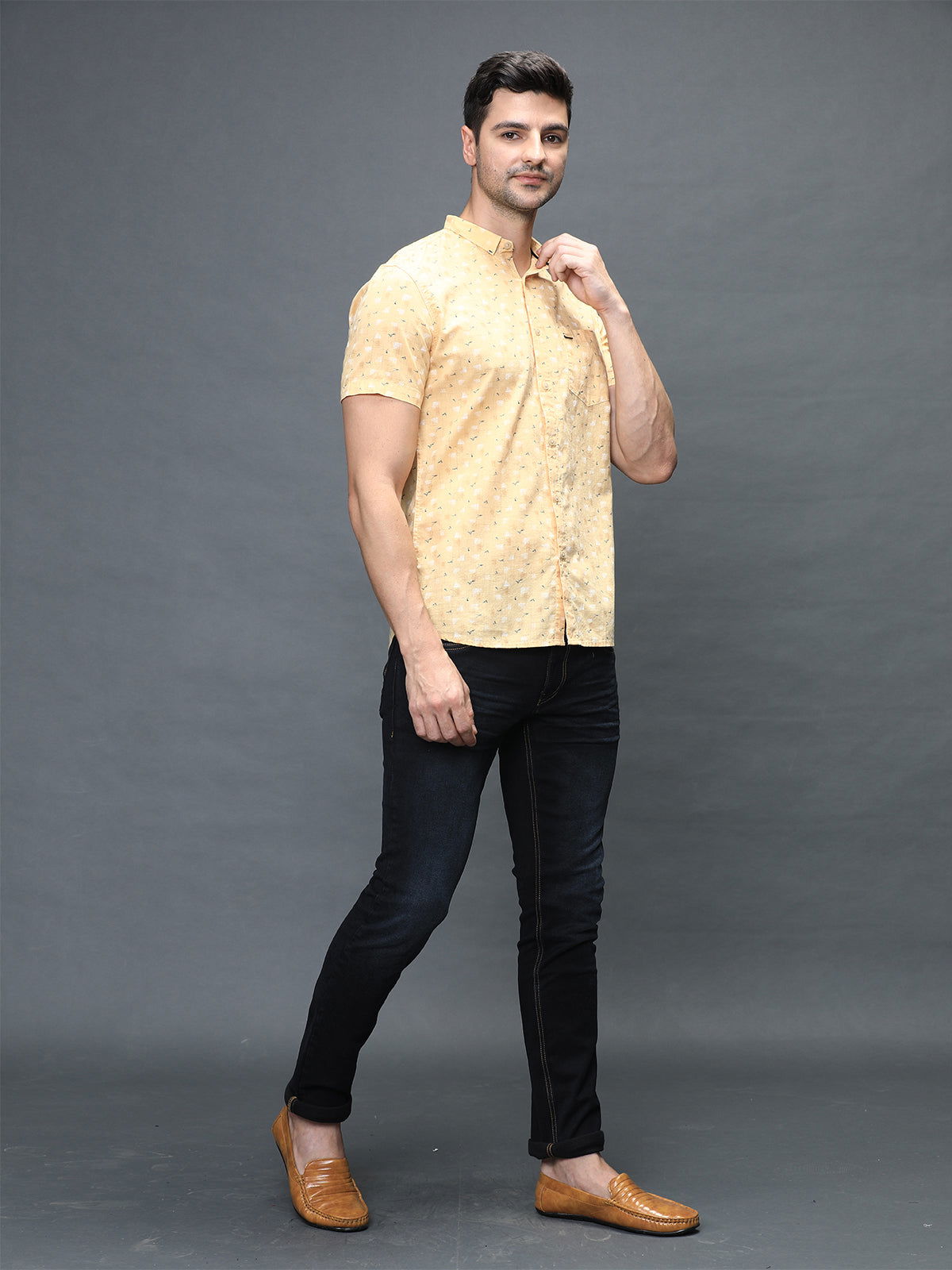 Men Slim Fit Printed Shirt