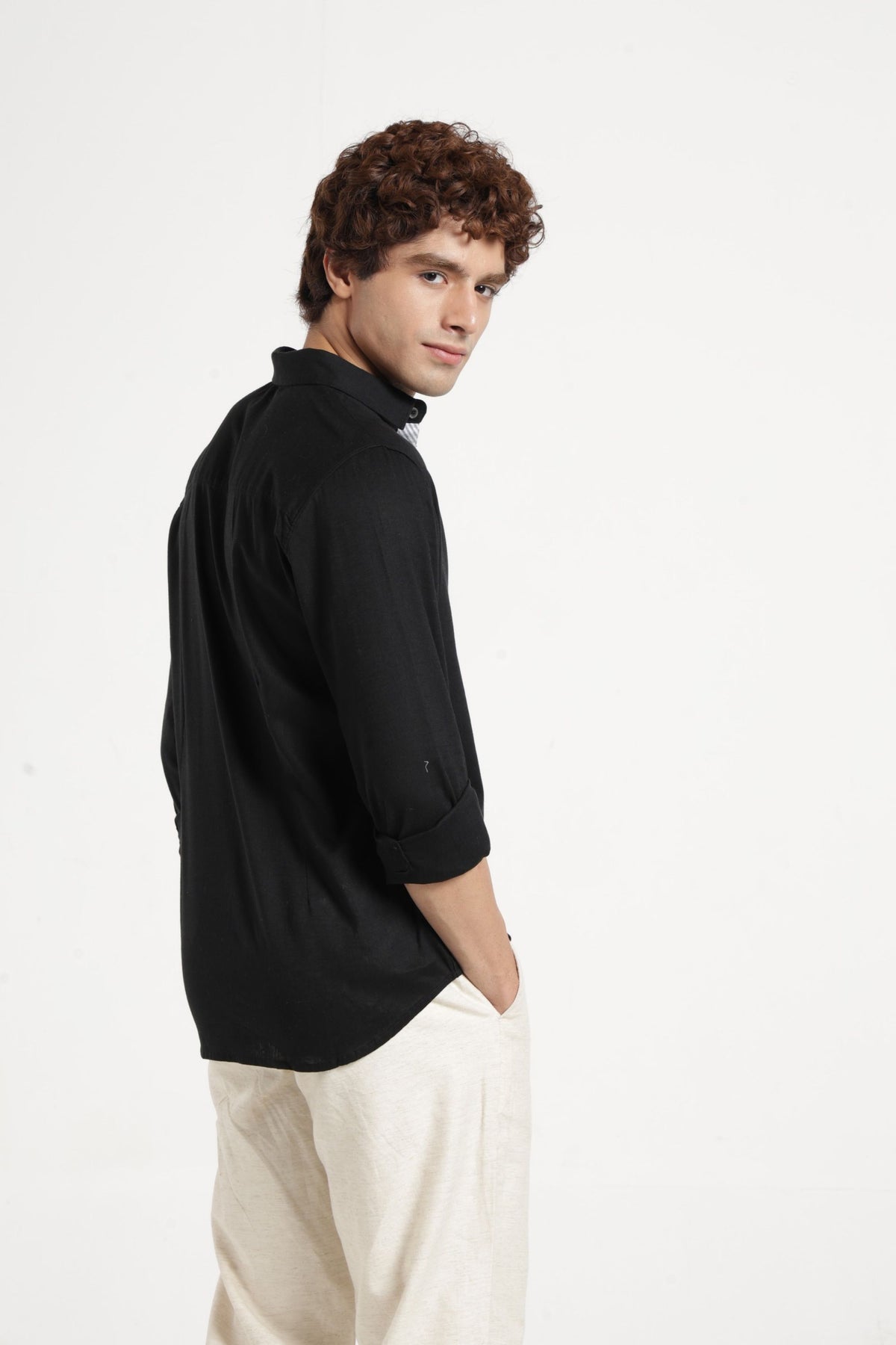 Spread Collar Self Dobby Shirt In Black