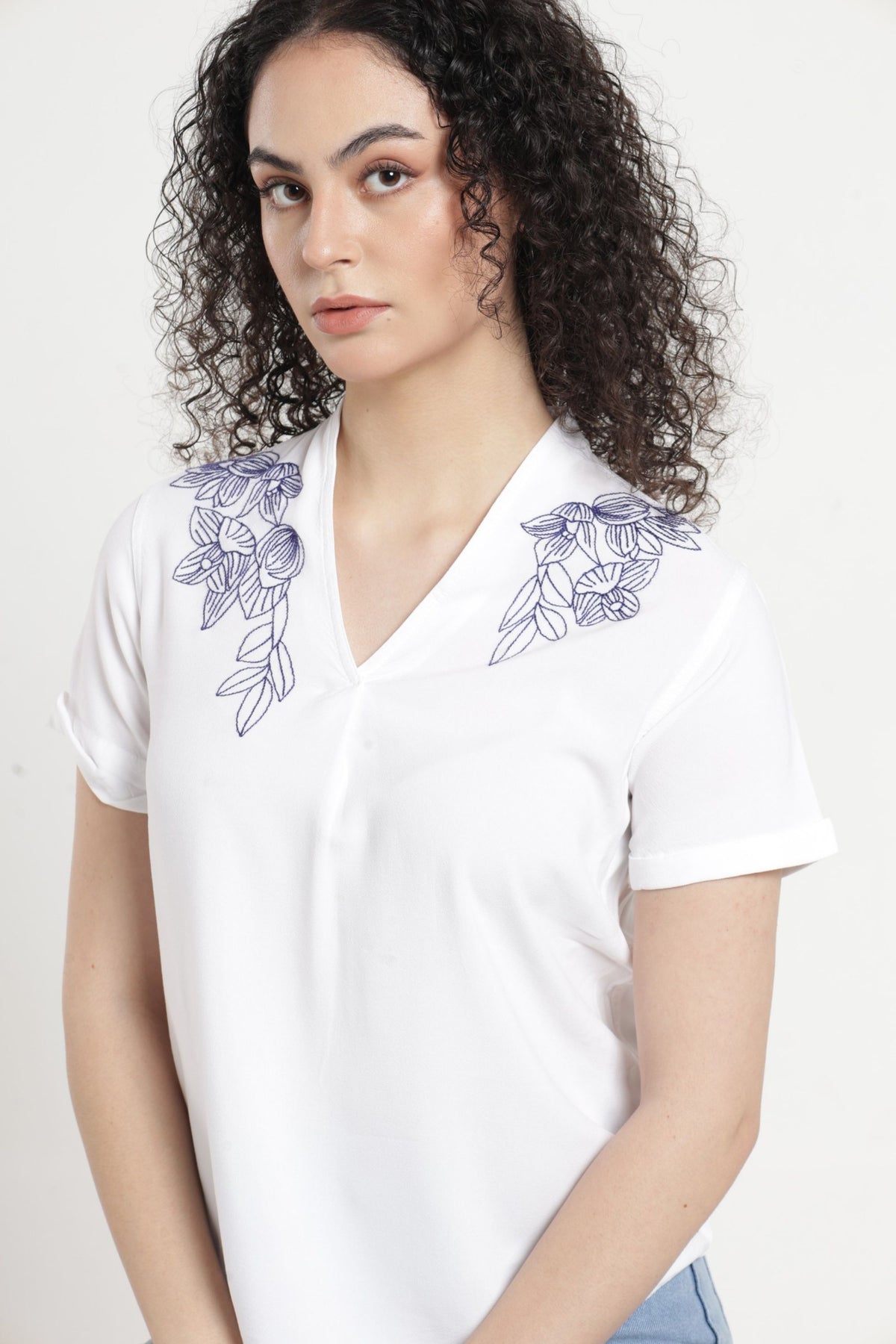 Women Solid Embroidered Indo-Western Tunic - White
