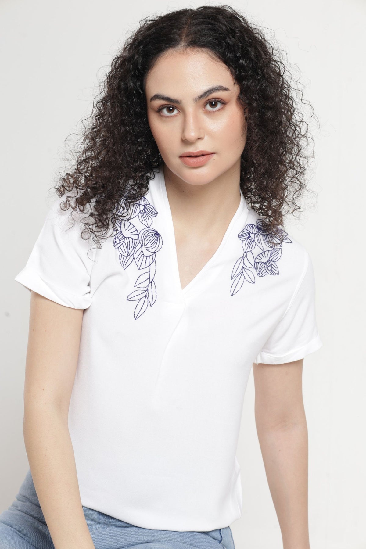 Women Solid Embroidered Indo-Western Tunic - White