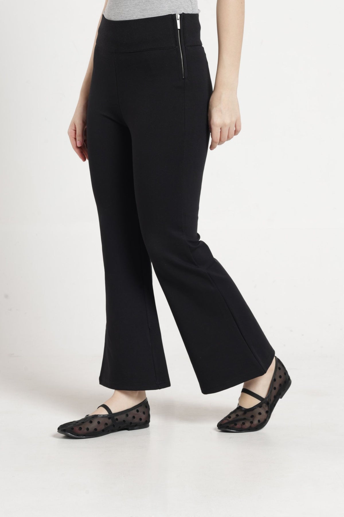 Women Solid Bell Bottom Pants - Black