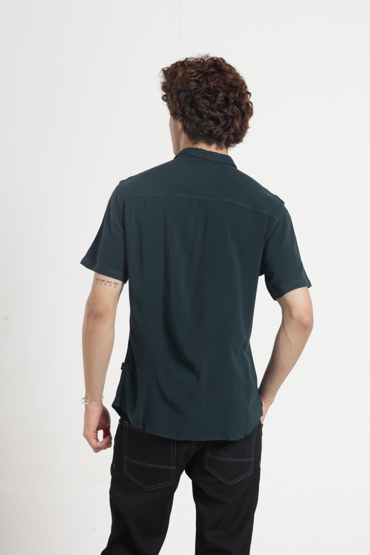 Regular Collar Half Sleeves Solid Shirt in Bottle green