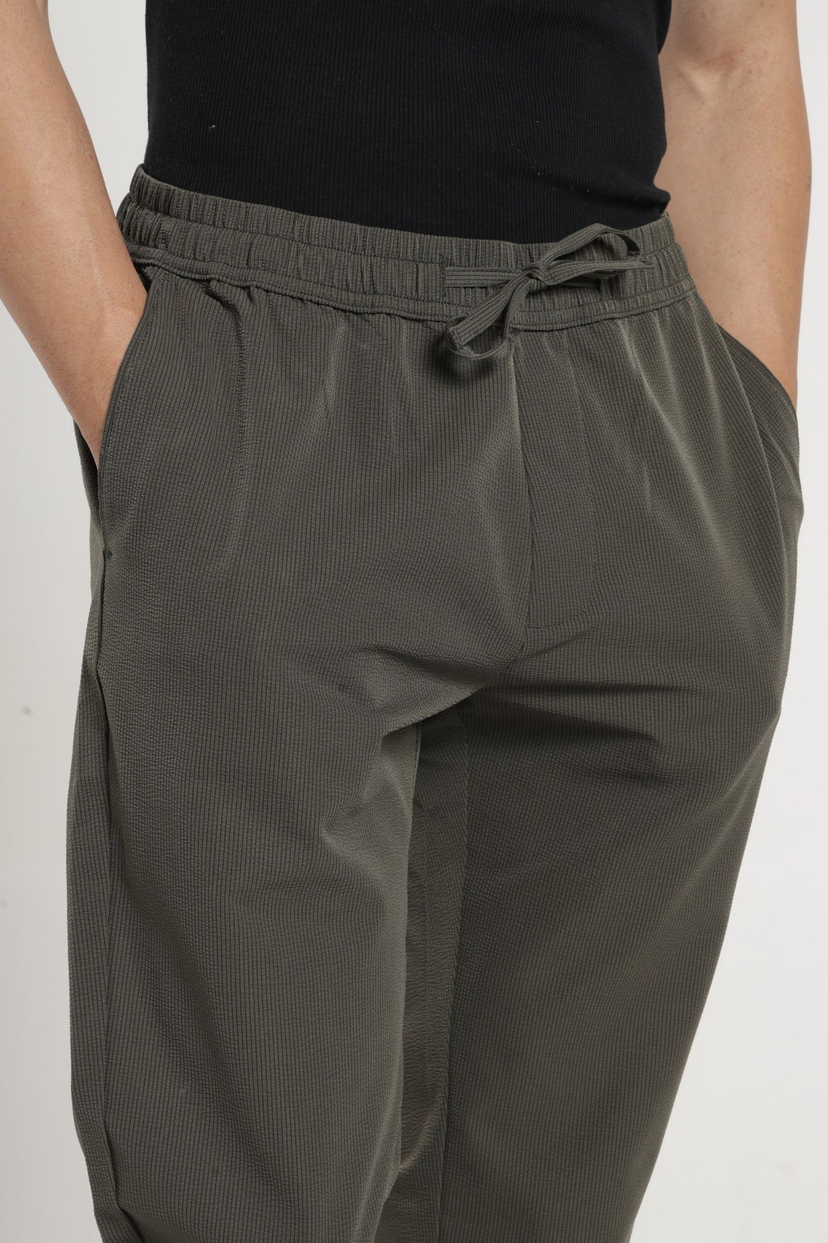 Non Denim Solid dobby Jogger In Olive