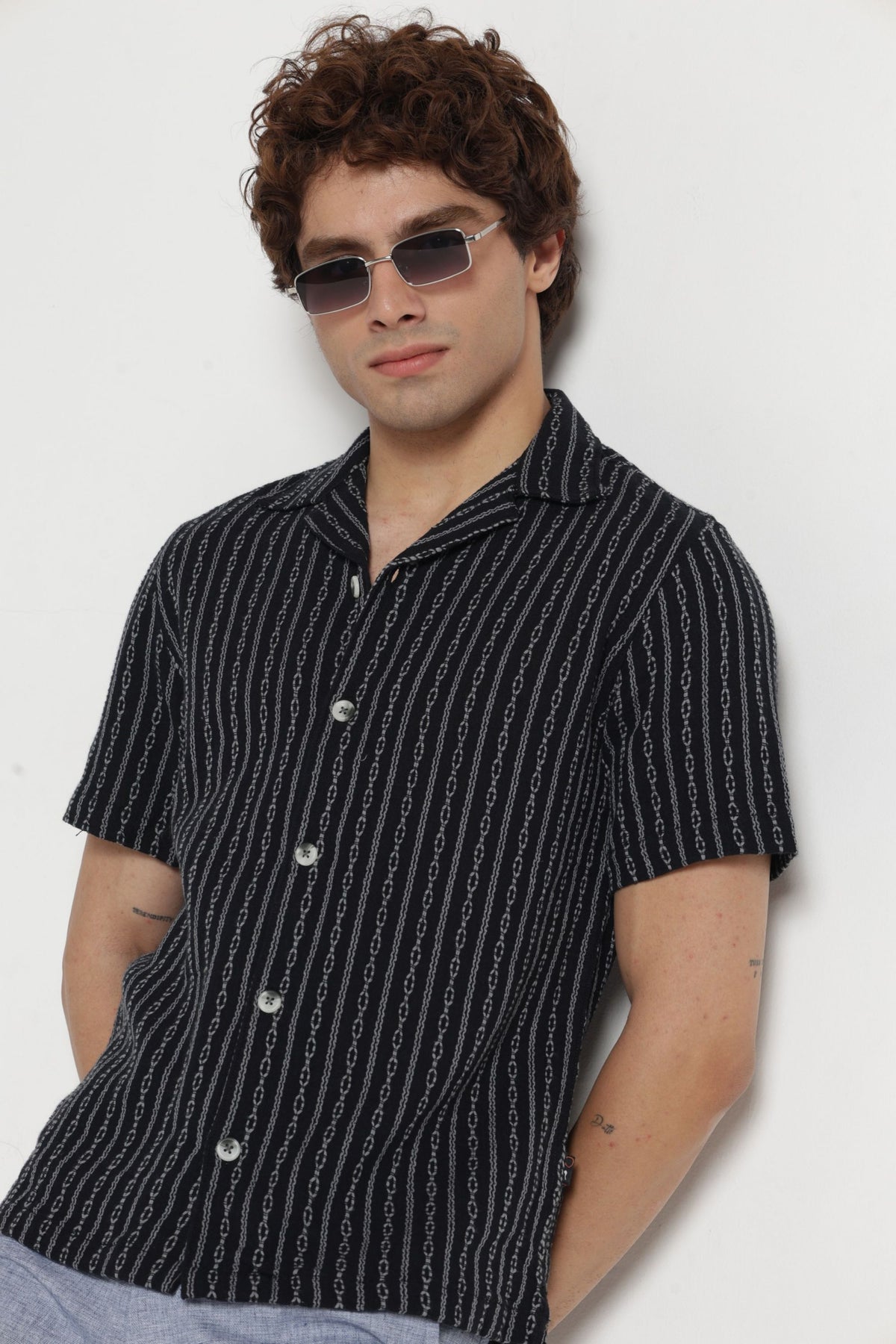 Cable Textured Dobby Cuban Collar Shirt in Black
