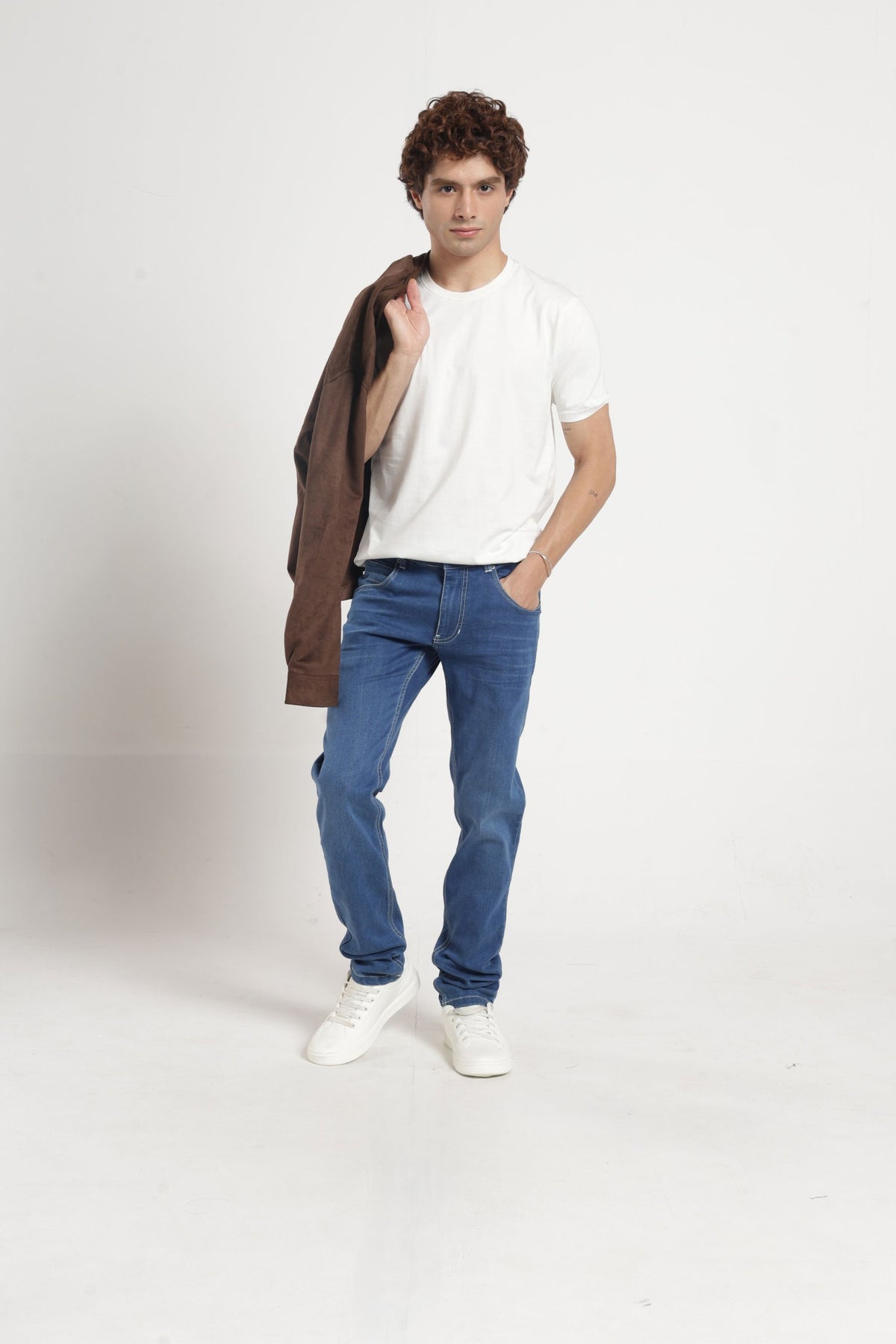 Twill Lycra Slim Fit Denim In Indigo