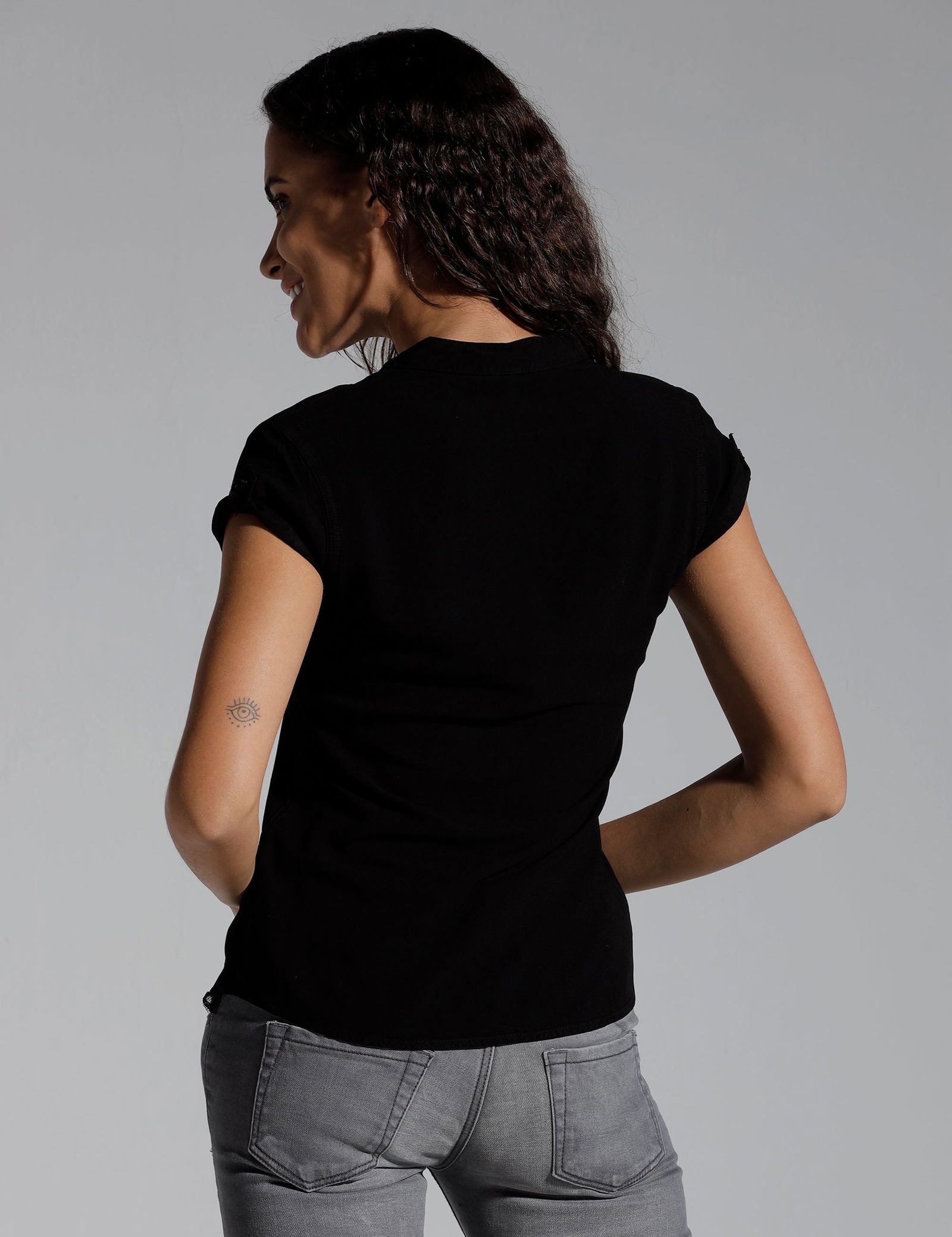 Women Solid Viscose Regular Fit Casual Shirt