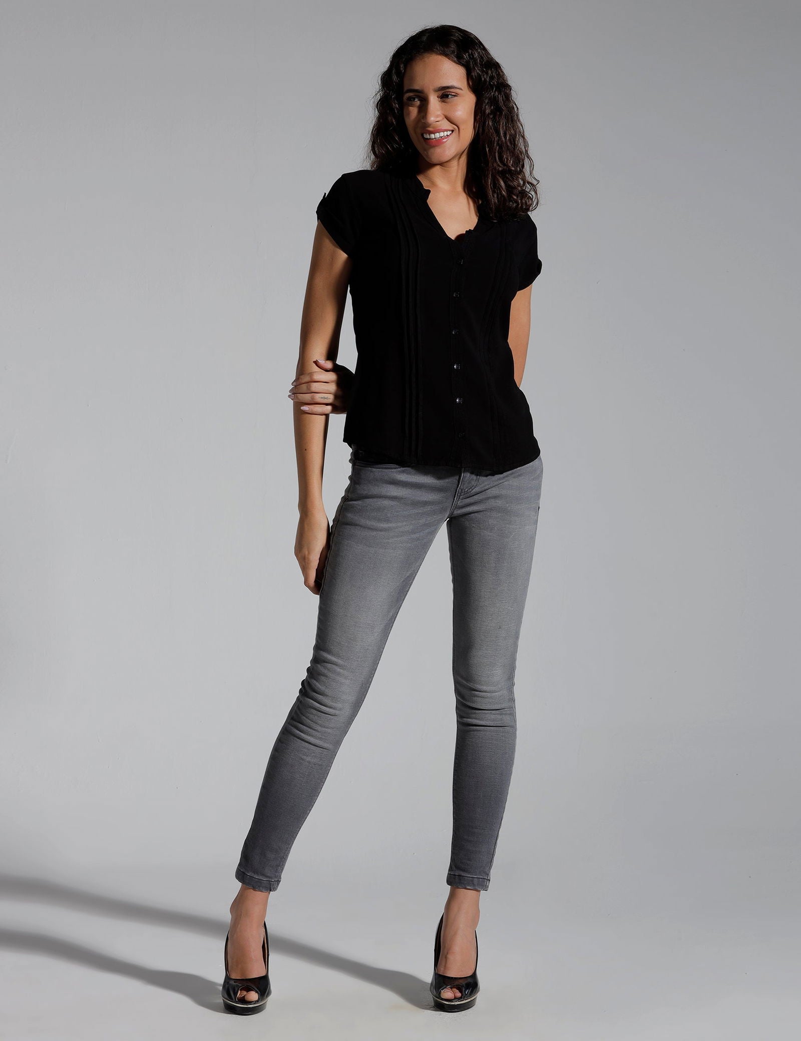 Women Solid Viscose Regular Fit Casual Shirt