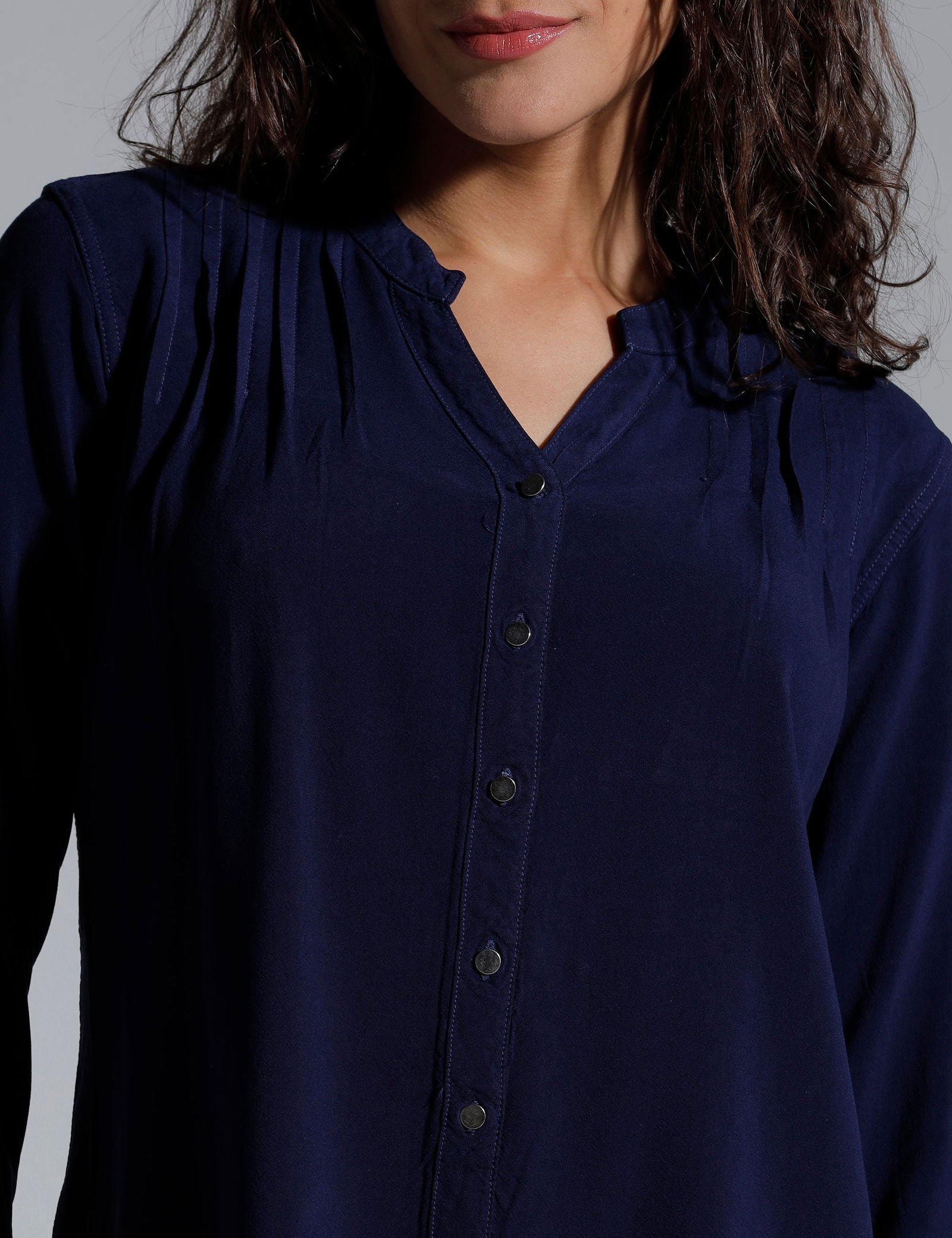 Women Solid Viscose Regular Fit Casual Shirt