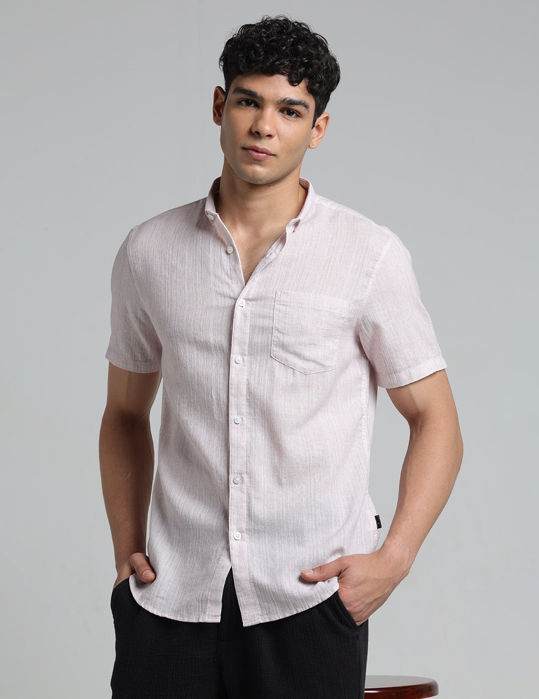 IDENTITI Men Slim Fit Short Collar Solid Shirt In Purple.