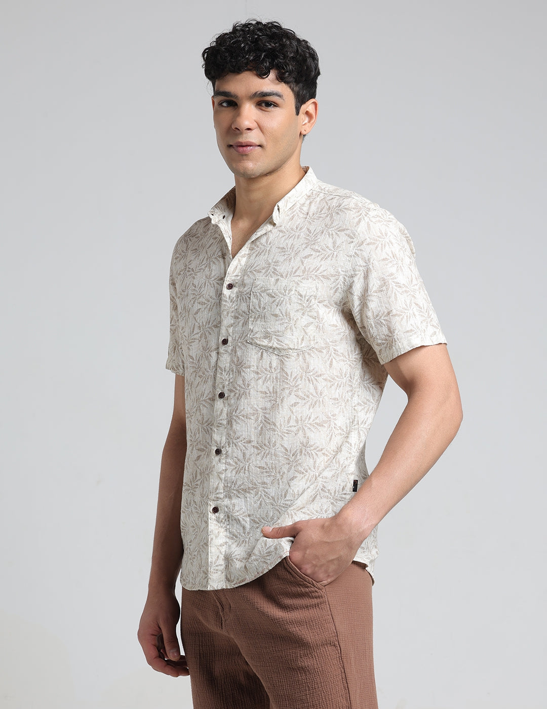 IDENTITI Men Slim Fit Short Collar Printed Shirt In Brown.