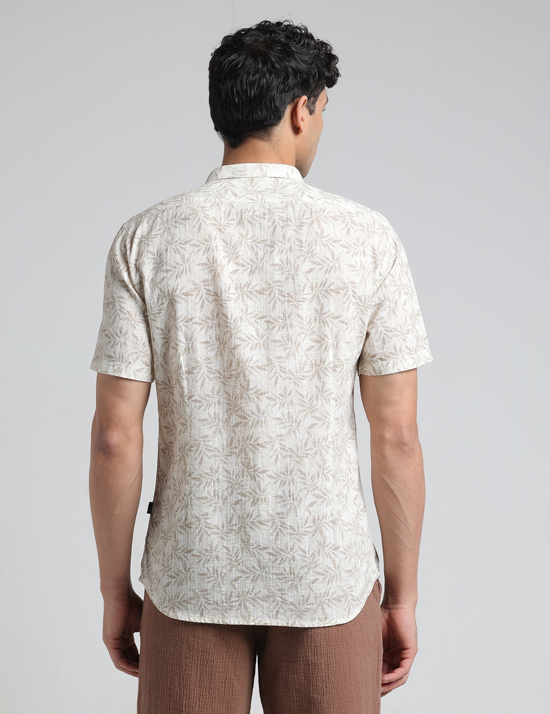 IDENTITI Men Slim Fit Short Collar Printed Shirt In Brown.