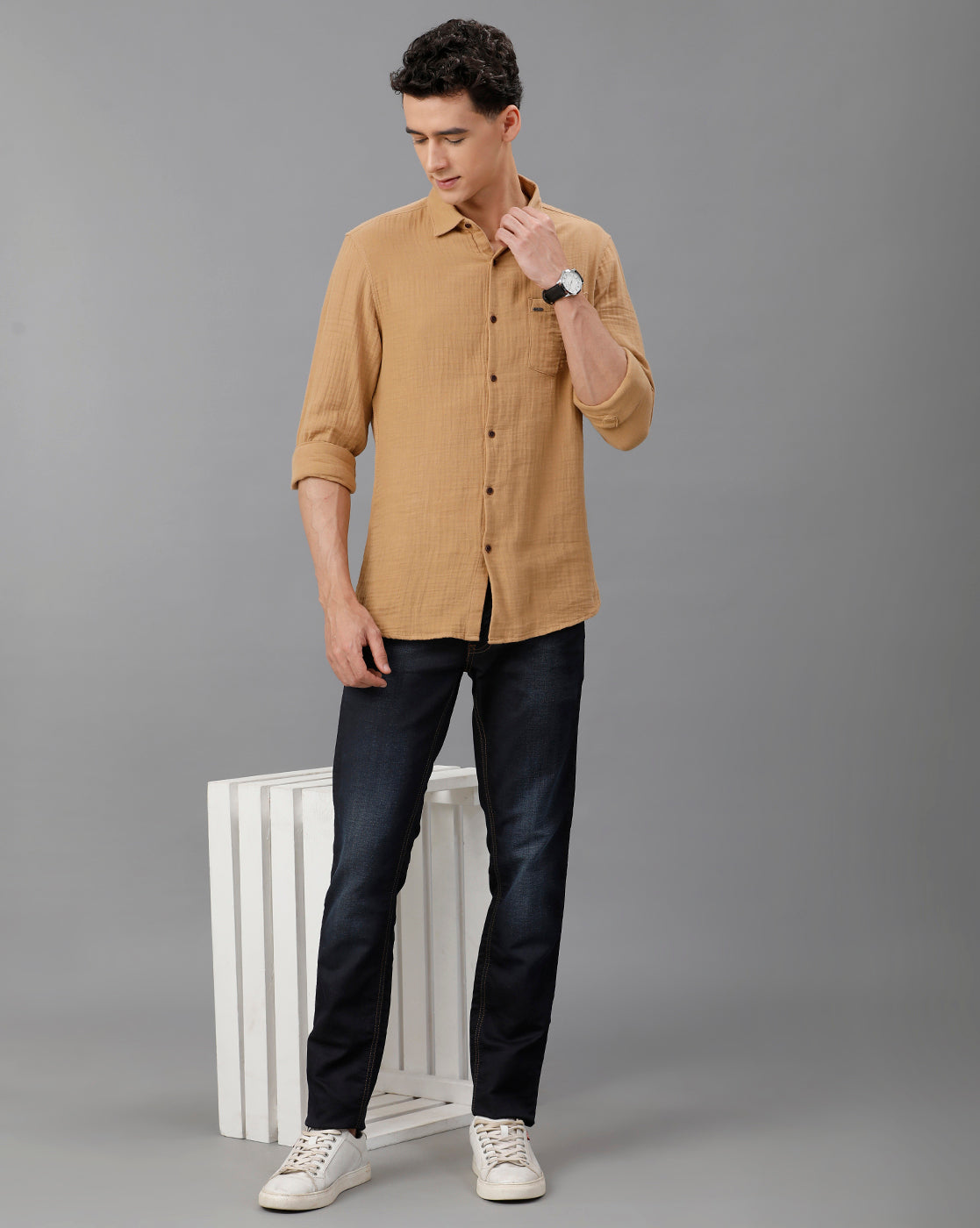 IDENTITI Men Slim Fit Regular Collar Solid Shirt In Khaki.