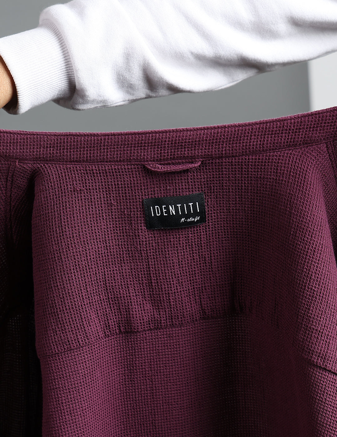 IDENTITI Men Slim Fit Mandarin Collar Solid Shirt In Purple