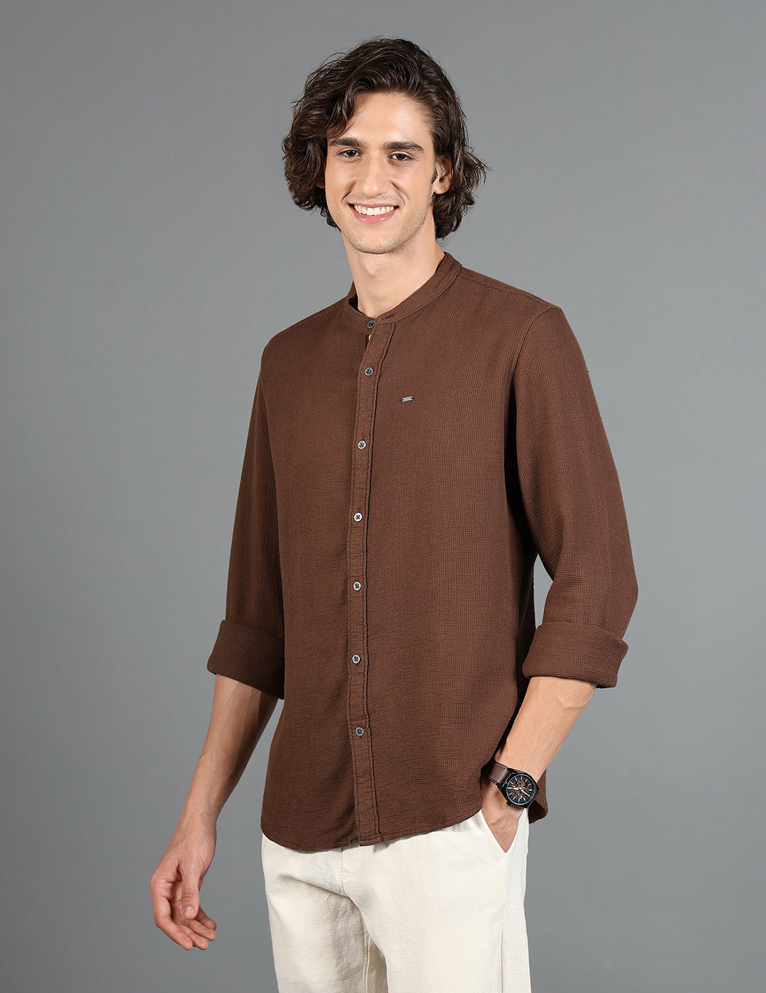 IDENTITI Men Slim Fit Mandarin Collar Solid Shirt In Brown