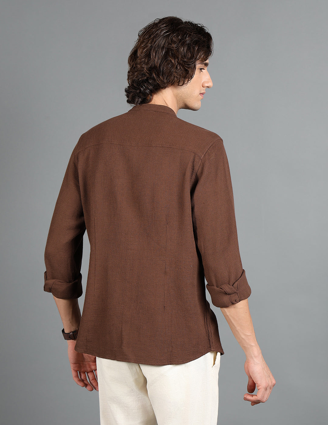 IDENTITI Men Slim Fit Mandarin Collar Solid Shirt In Brown