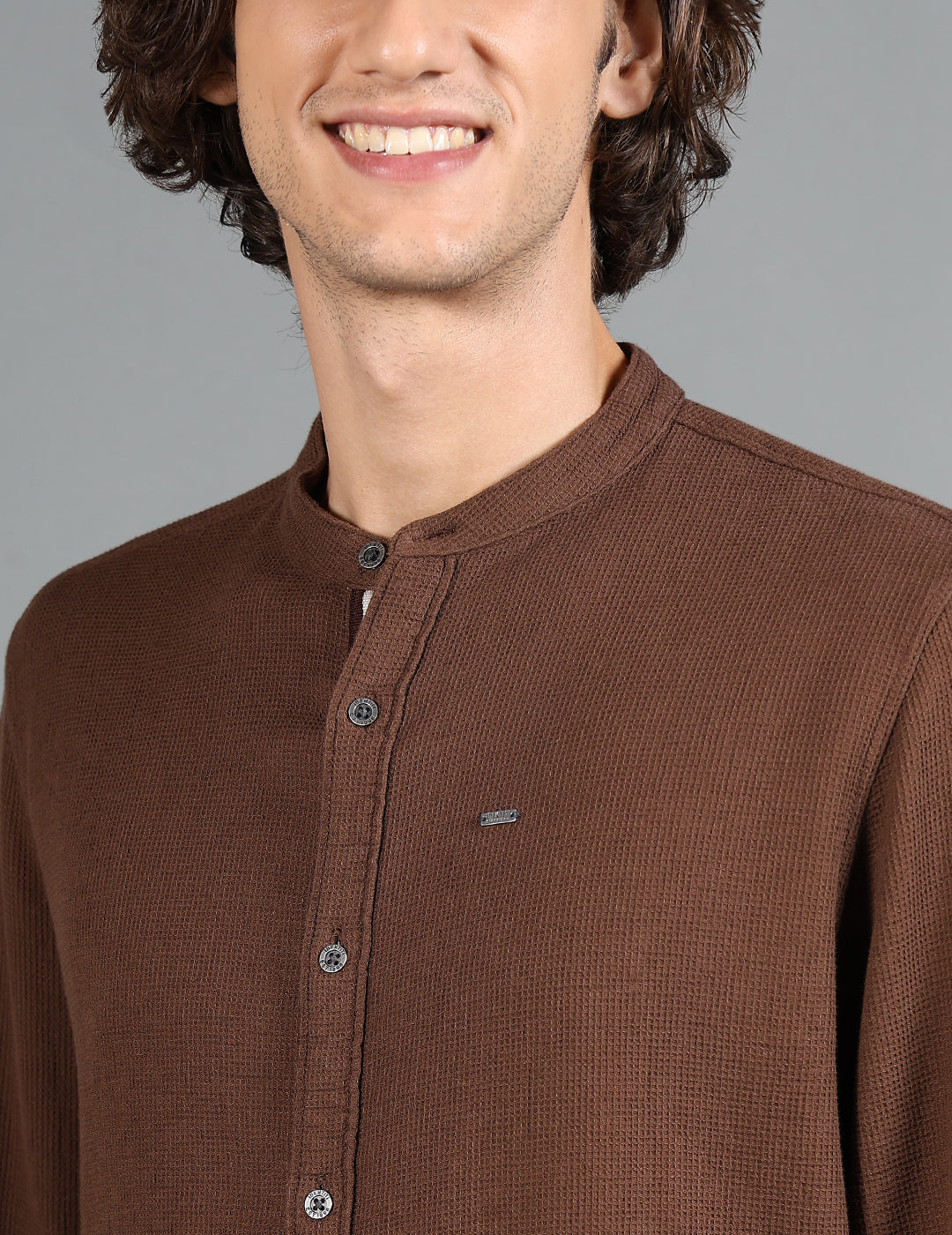 IDENTITI Men Slim Fit Mandarin Collar Solid Shirt In Brown