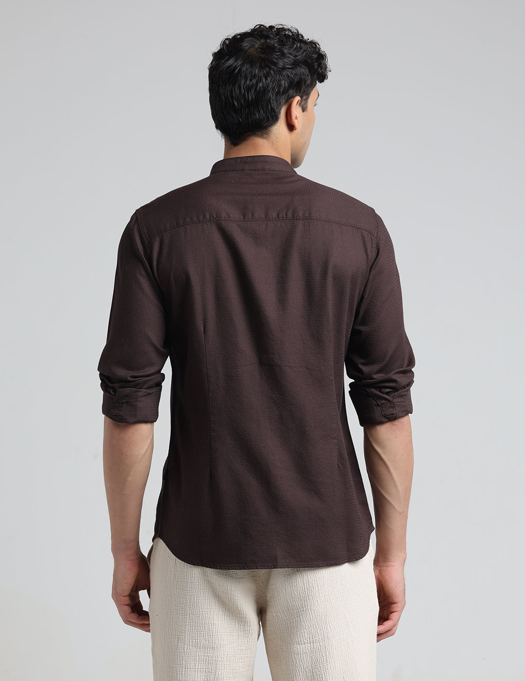 IDENTITI Men Slim Fit Mandarin Collar Solid Shirt In Brown.