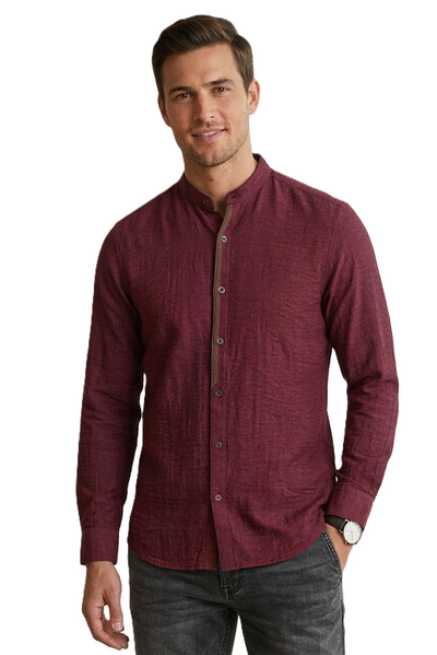IDENTITI Men Slim Fit Mandarin Collar Solid Shirt In Wine.