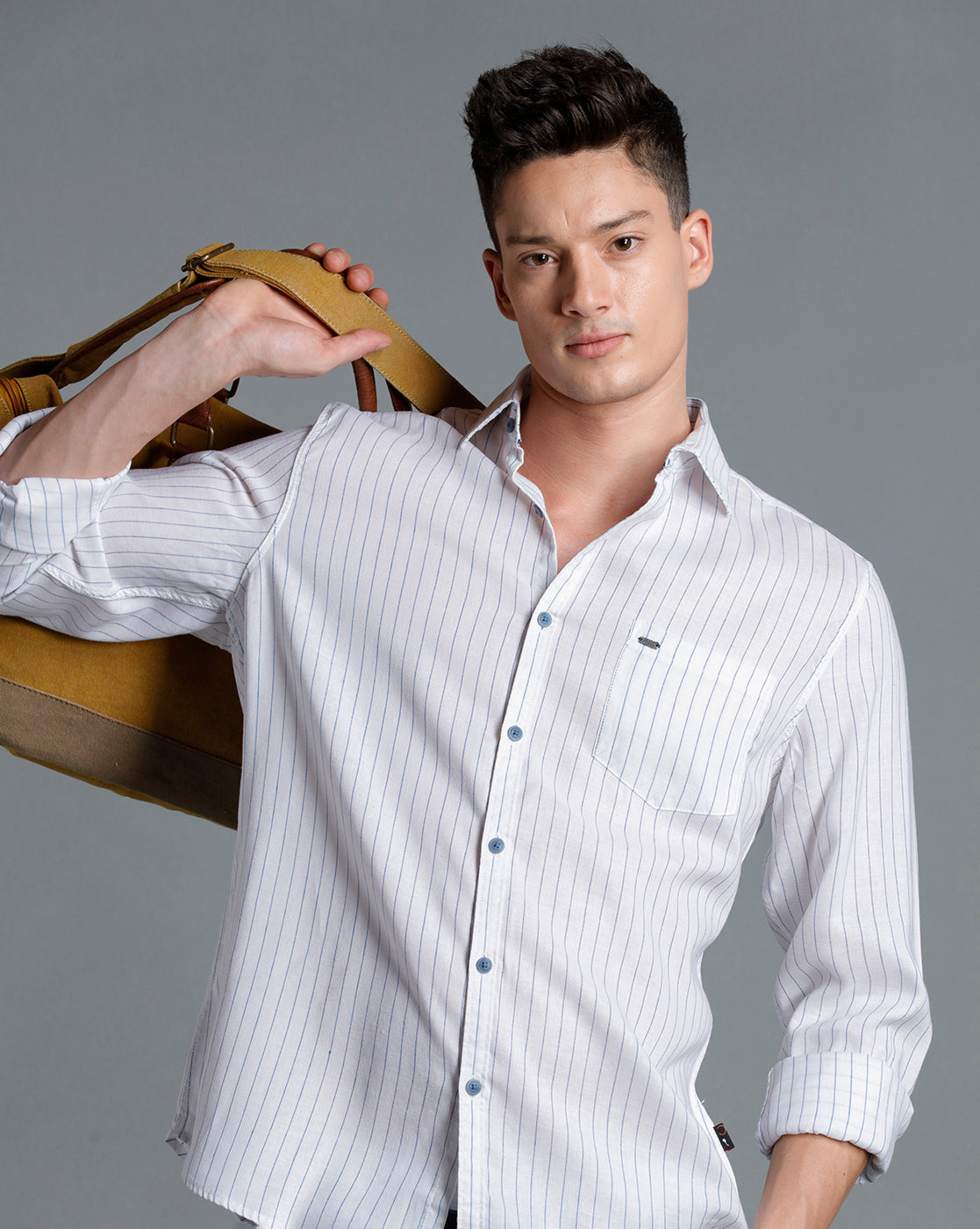IDENTITI Men Slim Fit Regular Collar Striped Shirt In Blue