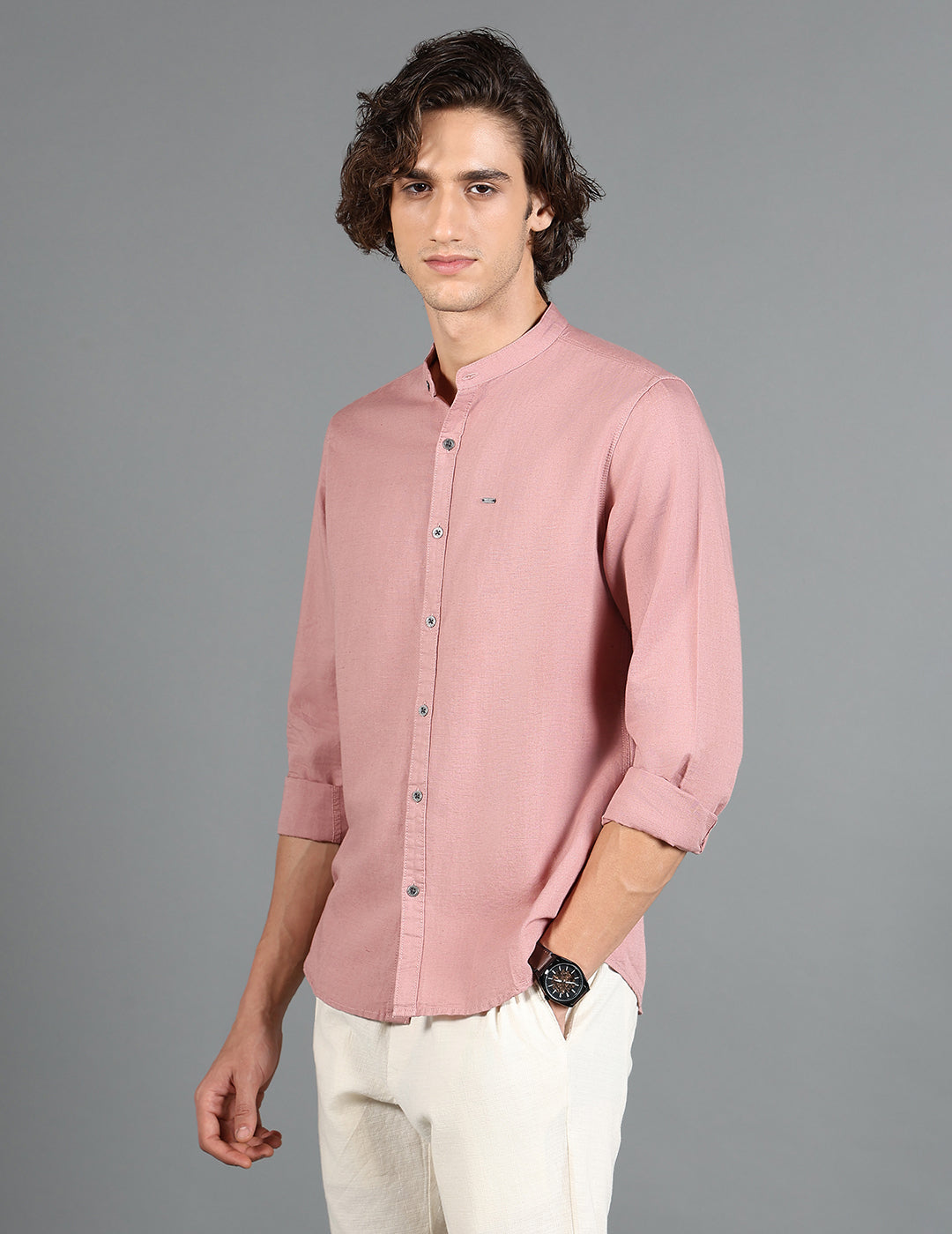 IDENTITI Men Slim Fit Mandarin Collar Solid Shirt In Onion.