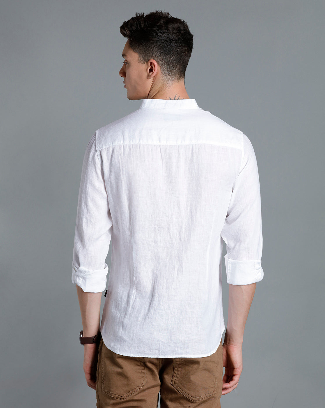 IDENTITI Men Slim Fit Mandarin Collar Solid Shirt In White