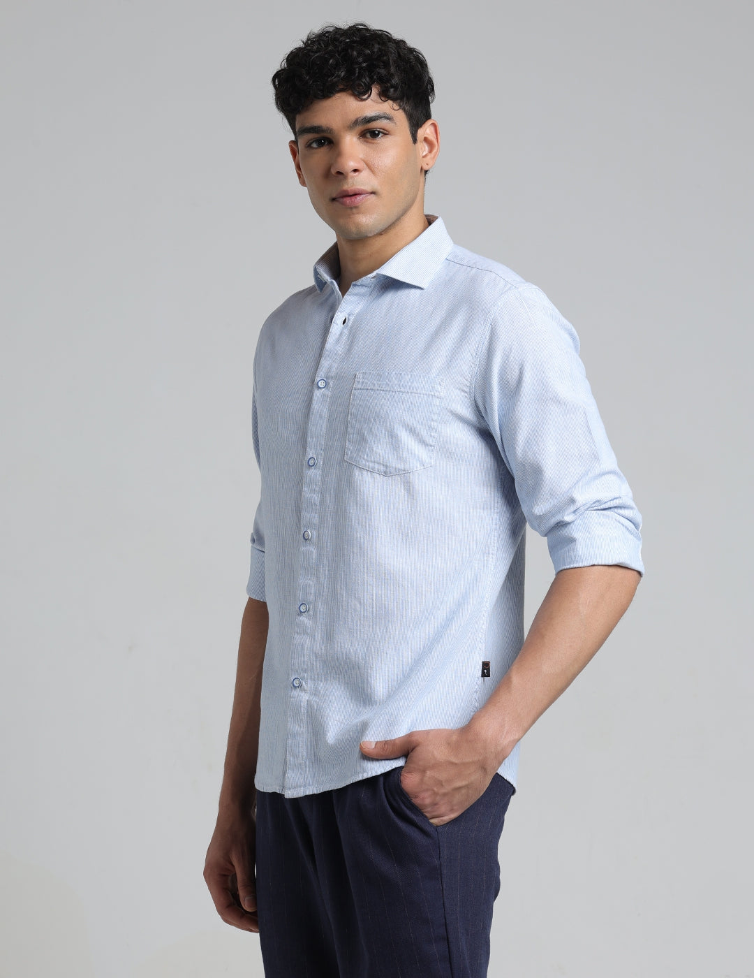 IDENTITI Men Slim Fit Cutaway Collar Striped Shirt In Blue.