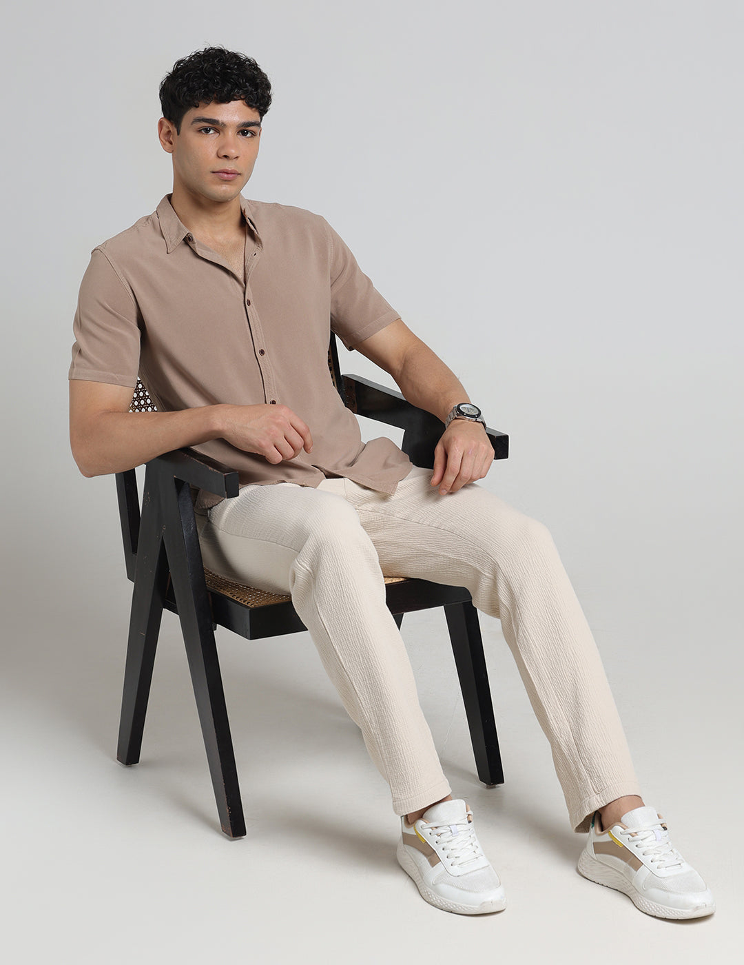 IDENTITI Men Slim Fit Regular Collar Solid Shirt In Sand.