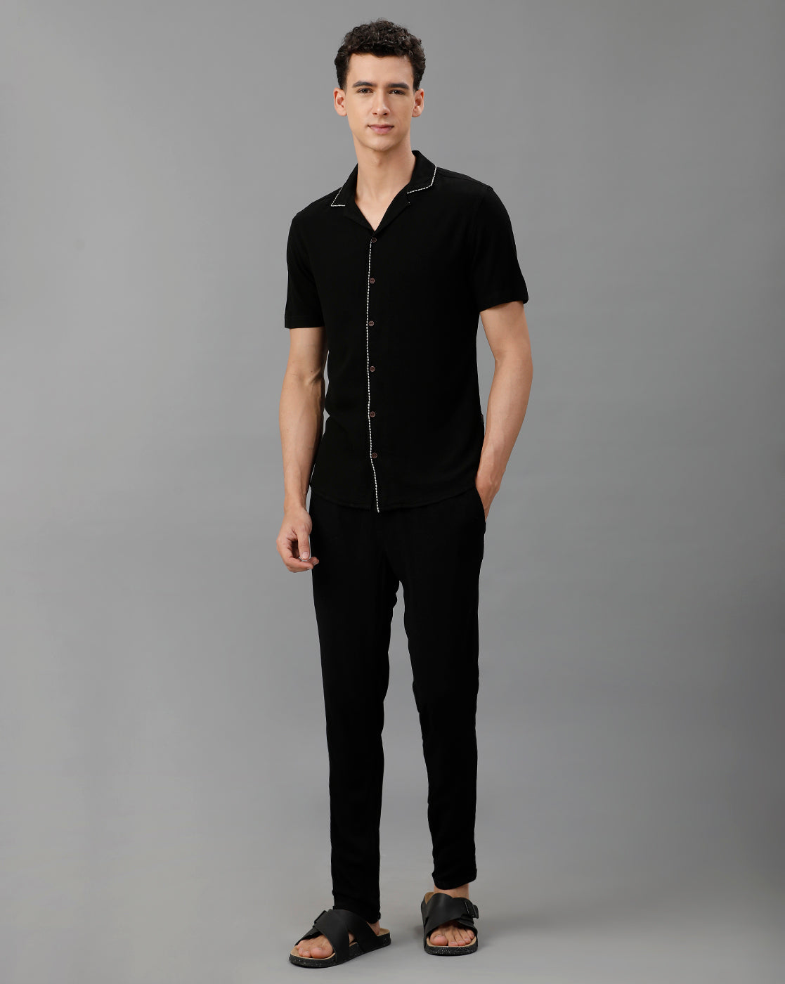 IDENTITI Men Slim Fit Cuban Collar Solid Shirt In Black.