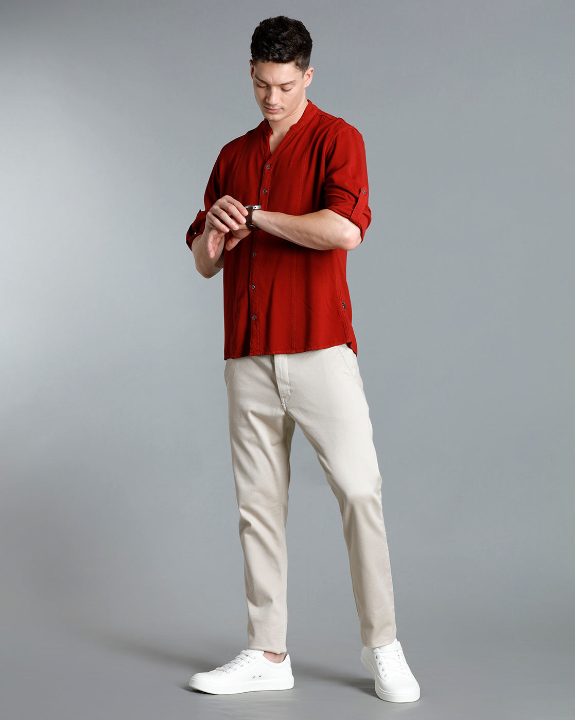 IDENTITI Men Slim Fit Mandarin Collar Solid Shirt In Rust