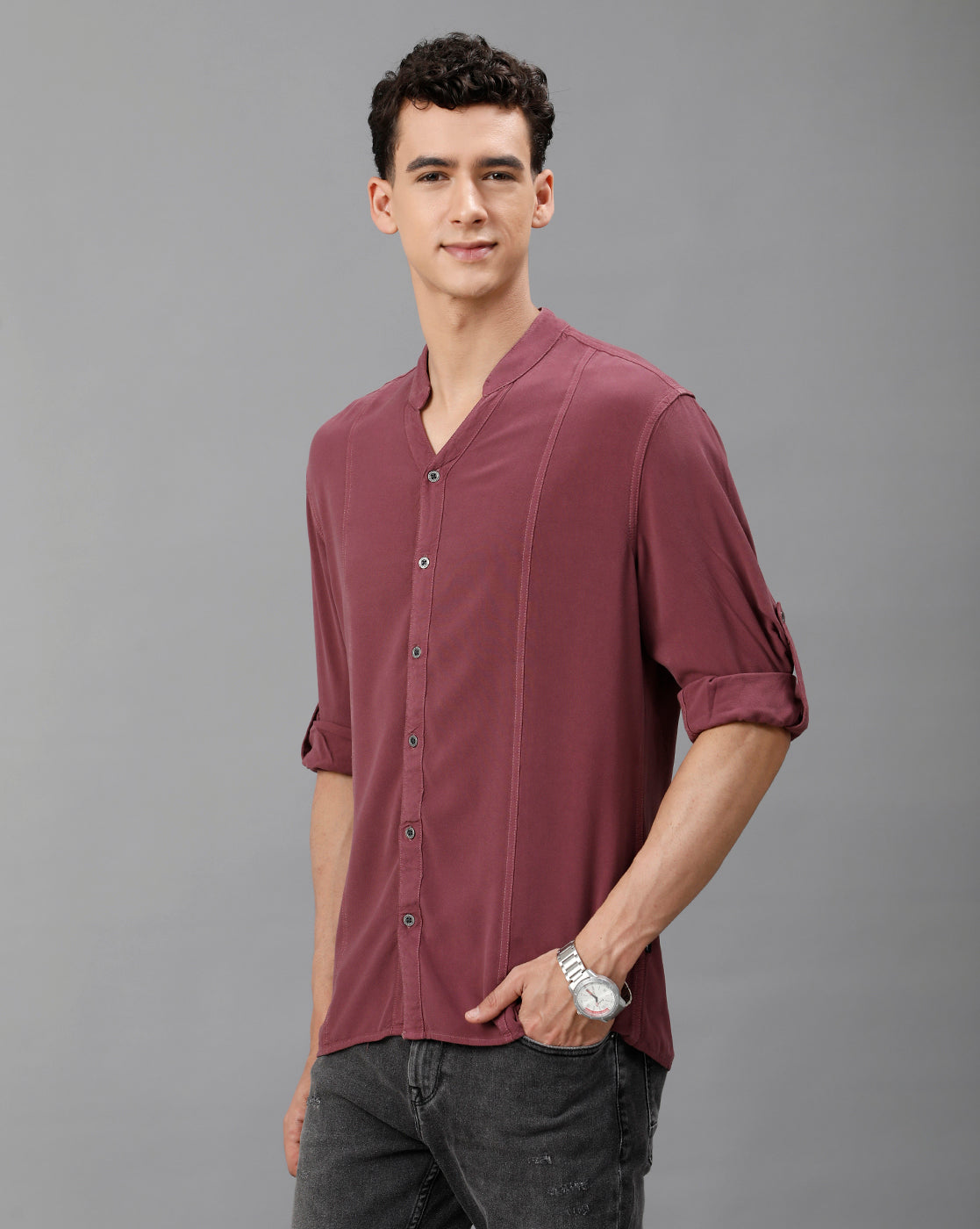 IDENTITI Men Slim Fit Mandarin Collar Solid Shirt In Onion.