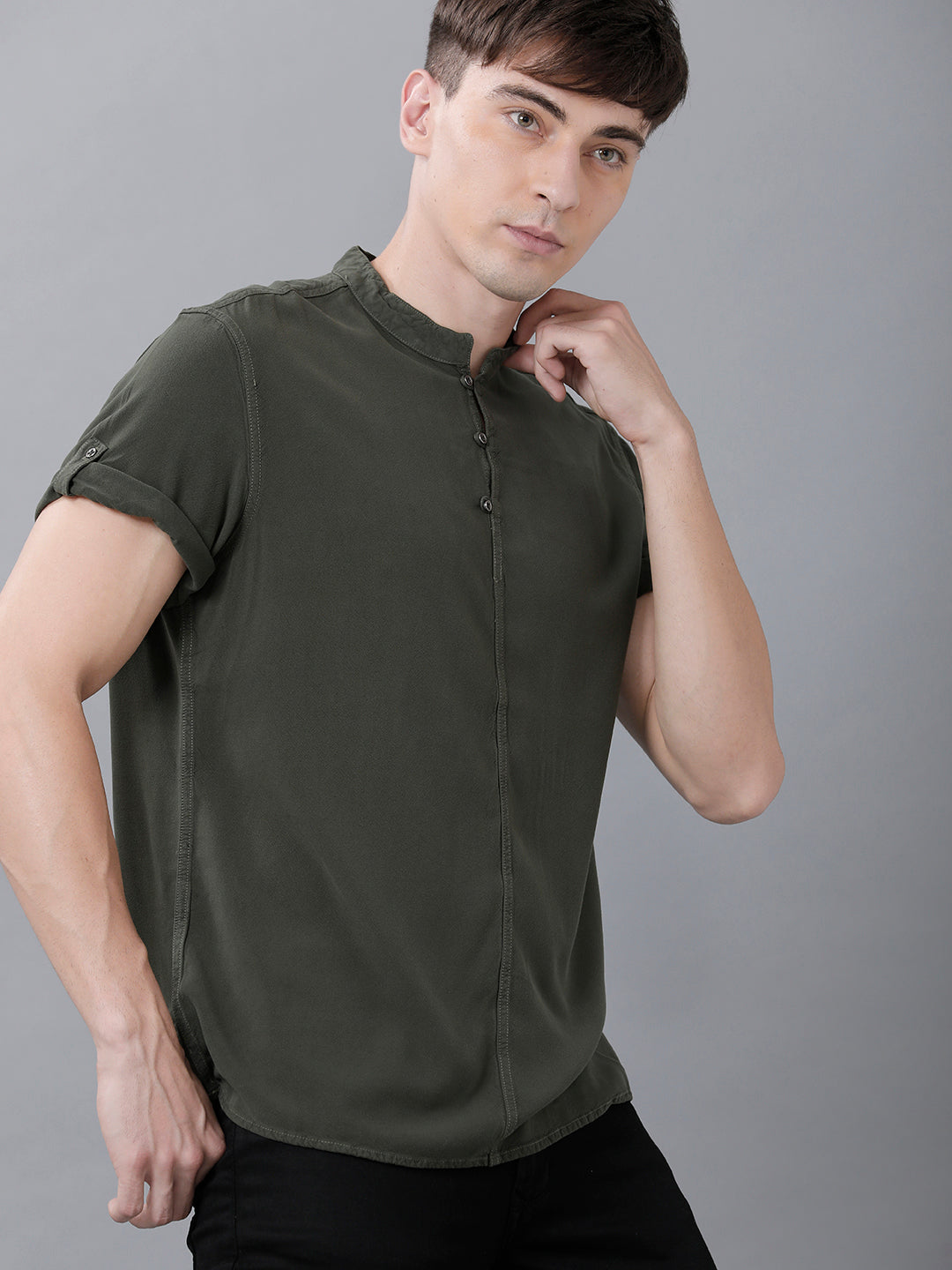 Identiti Men Half Placket Mandarin Collar Shirt/Kurta