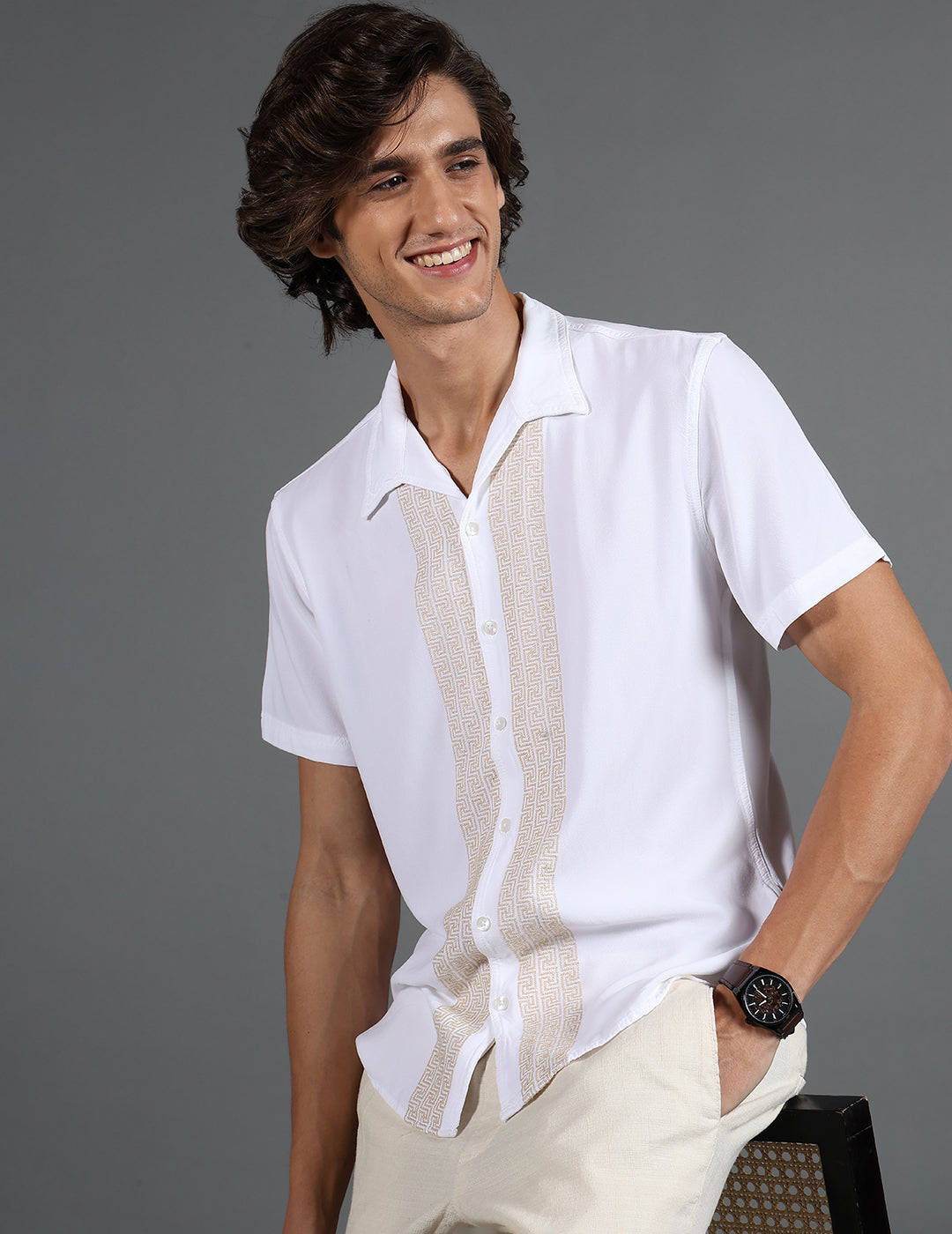 IDENTITI Men Slim Fit Cuban Collar Solid Shirt In White.