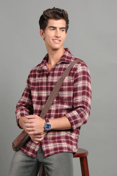 IDENTITI Men Slim Fit Regular Collar Checks Shirt In Wine.
